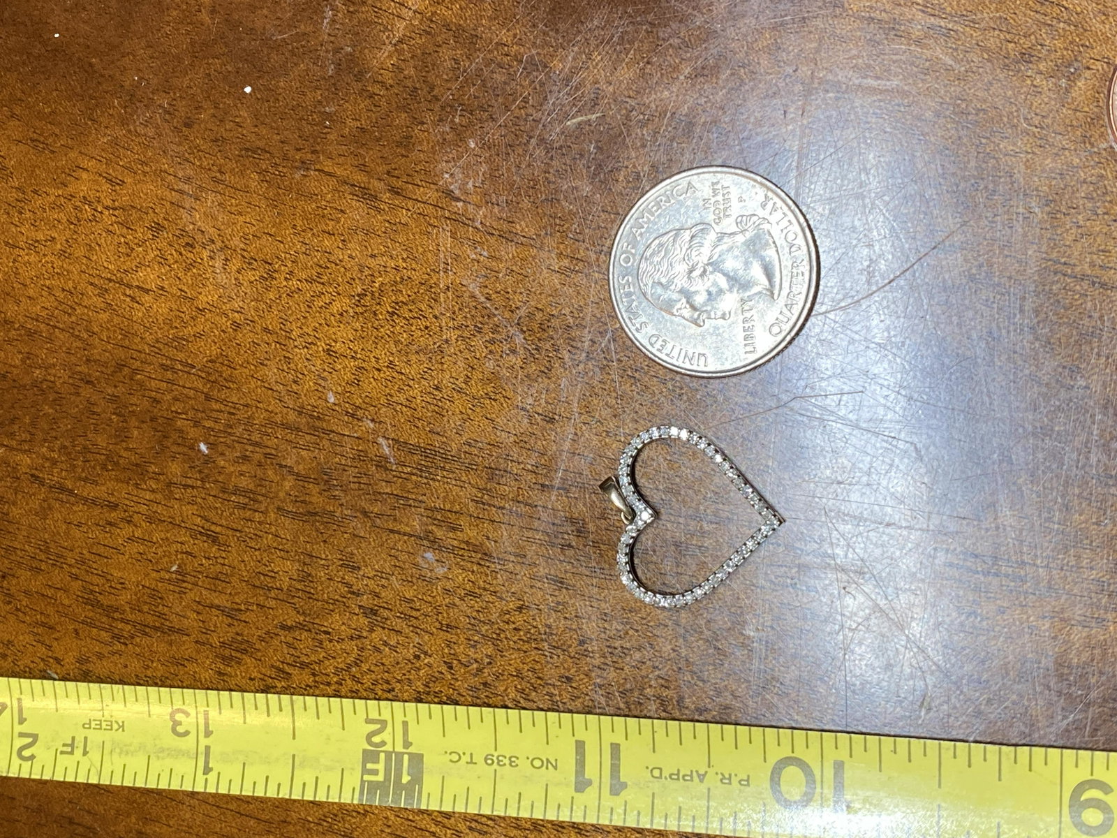 14K GOLD 0.50 TCW SI, H DIAMONDS HEART PENDANT: 14K GOLD 0.50 TCW SI, H DIAMONDS HEART PENDANT. A GREAT FIND AND AN EXCELLENT ADDITION TO YOUR COLLECTION.