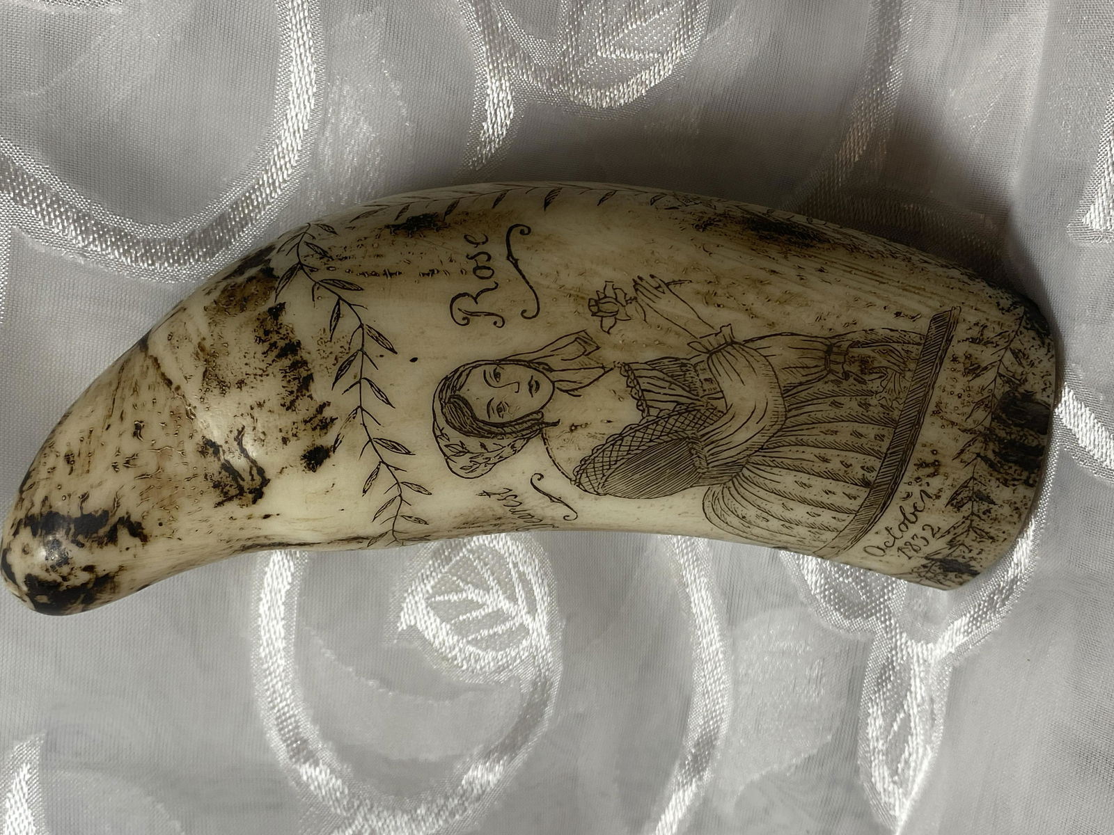 ANTIQUE DATED 1832 SCENIC ENGRAVED SCHRIMSHAW (1 of 6)