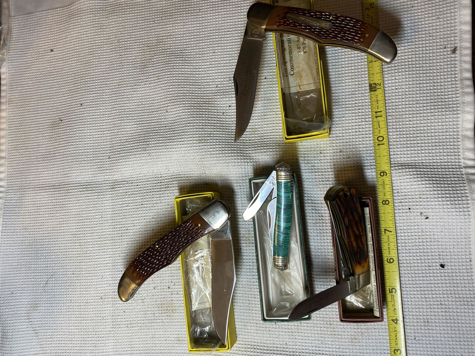 HIGH GRADE COLLECTION OF VINTAGE POCKET KNIVES (1 of 3)