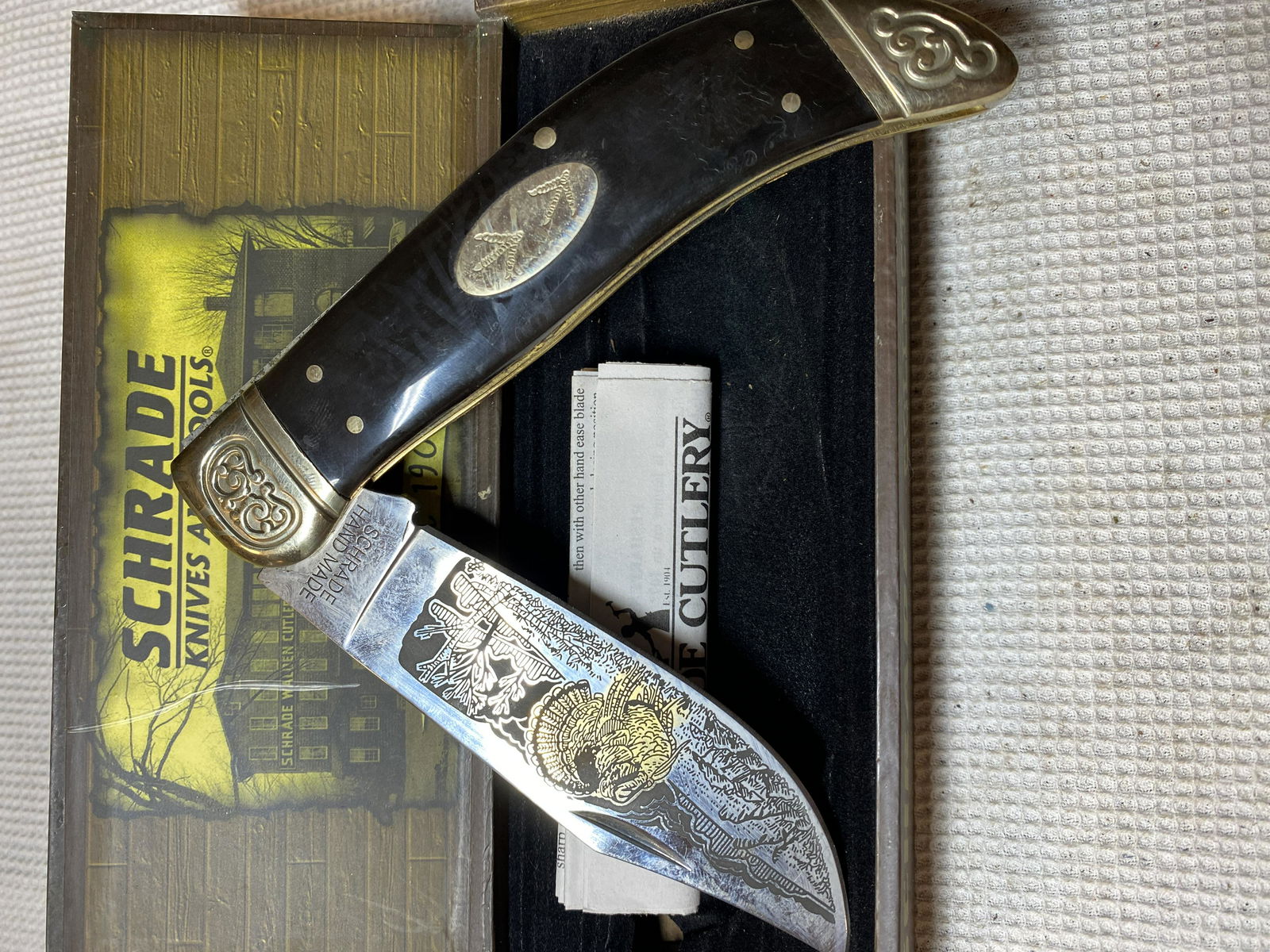 RARE SCHRADE ETCHED BLADE POCKET KNIFE (1 of 3)