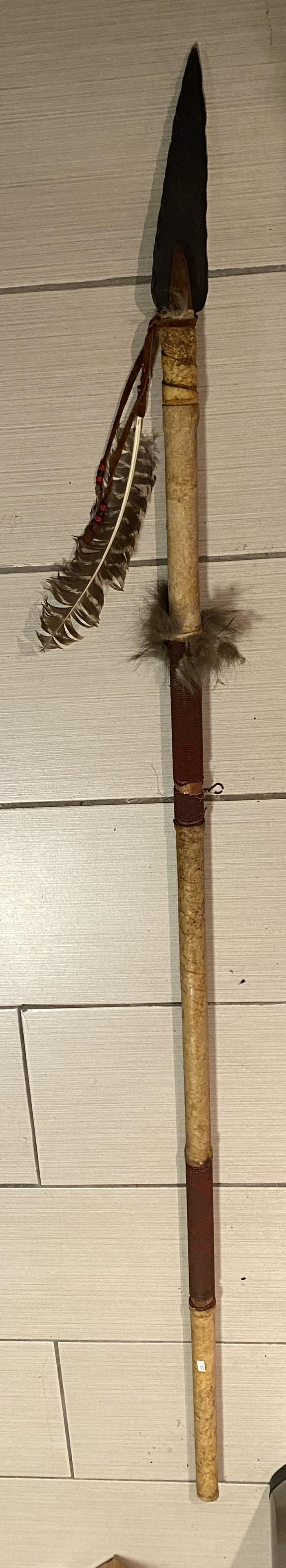 ANTIQUE NATIVE AMERICAN HANDMADE HUNTING SPEAR W/: ANTIQUE NATIVE AMERICAN HANDMADE HUNTING SPEAR W/ SPEARPOINT. IN EXCELLENT OVERALL SHAPE AND CONDITION WITH A BEAUTIFUL OVERALL PATINA. THIS SPEAR IS VERY WELL MADE, WRAPPED IN LEATHER. VERY WELL MADE