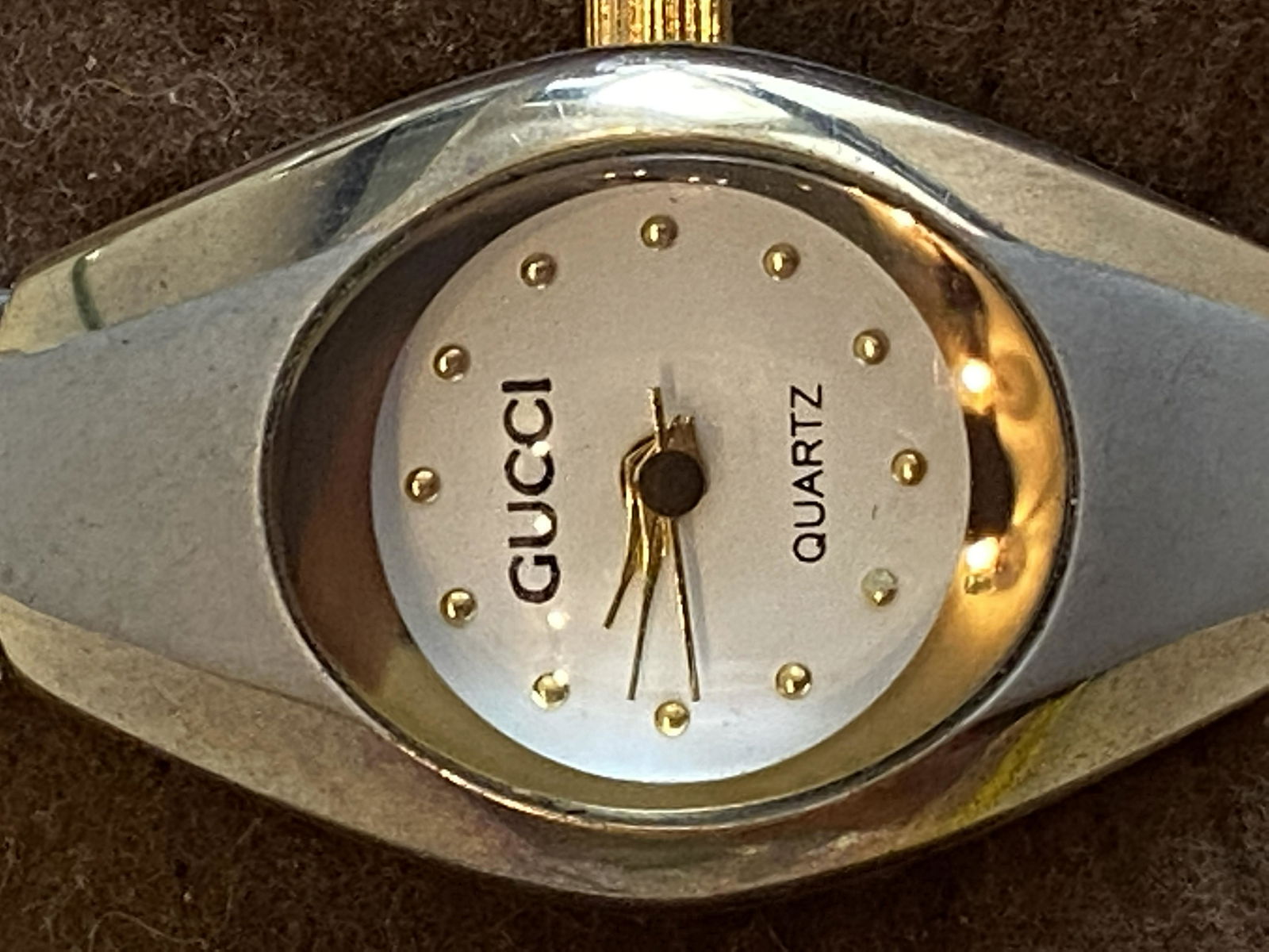 vintage gucci quartz women's watch