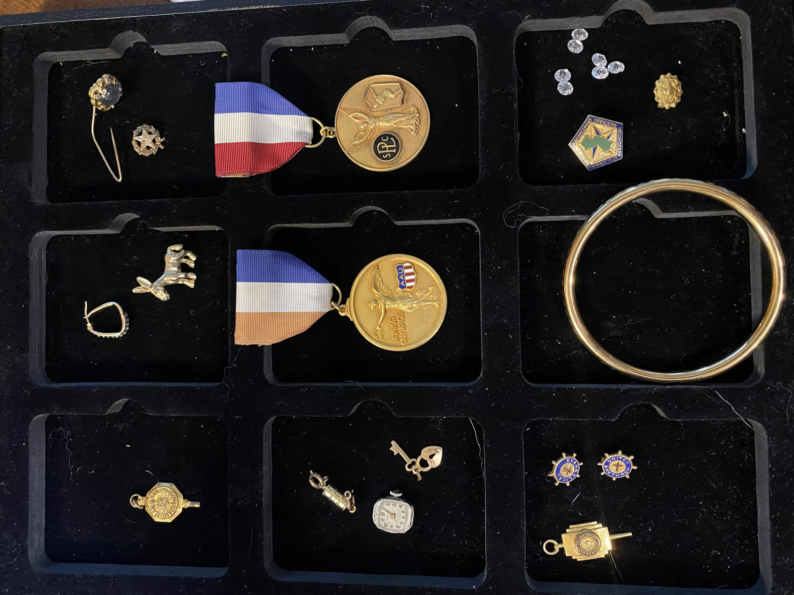 LOT OF MARKED GOLD JEWELRY LOT - SOME MARKED 14K (1 of 10)