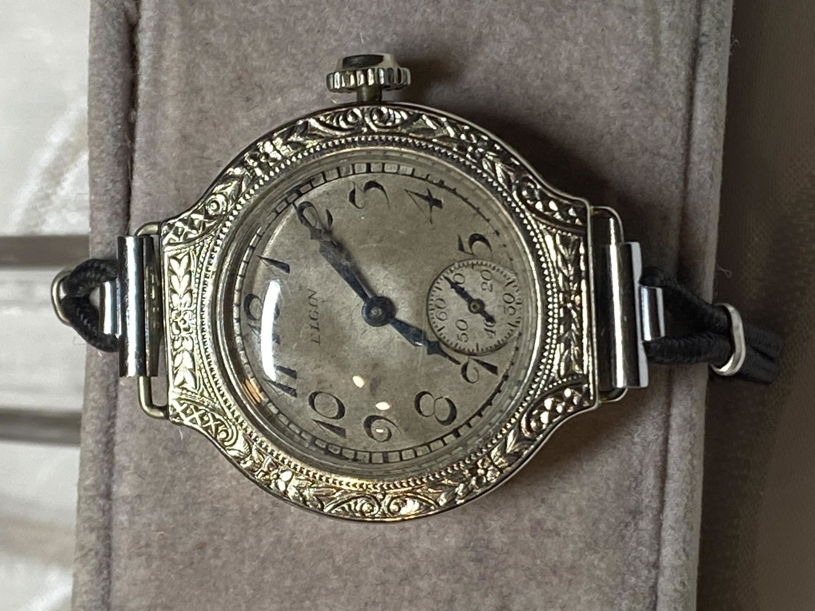 ANTIQUE ART DECO ELGIN LADIES WATCH (1 of 5)