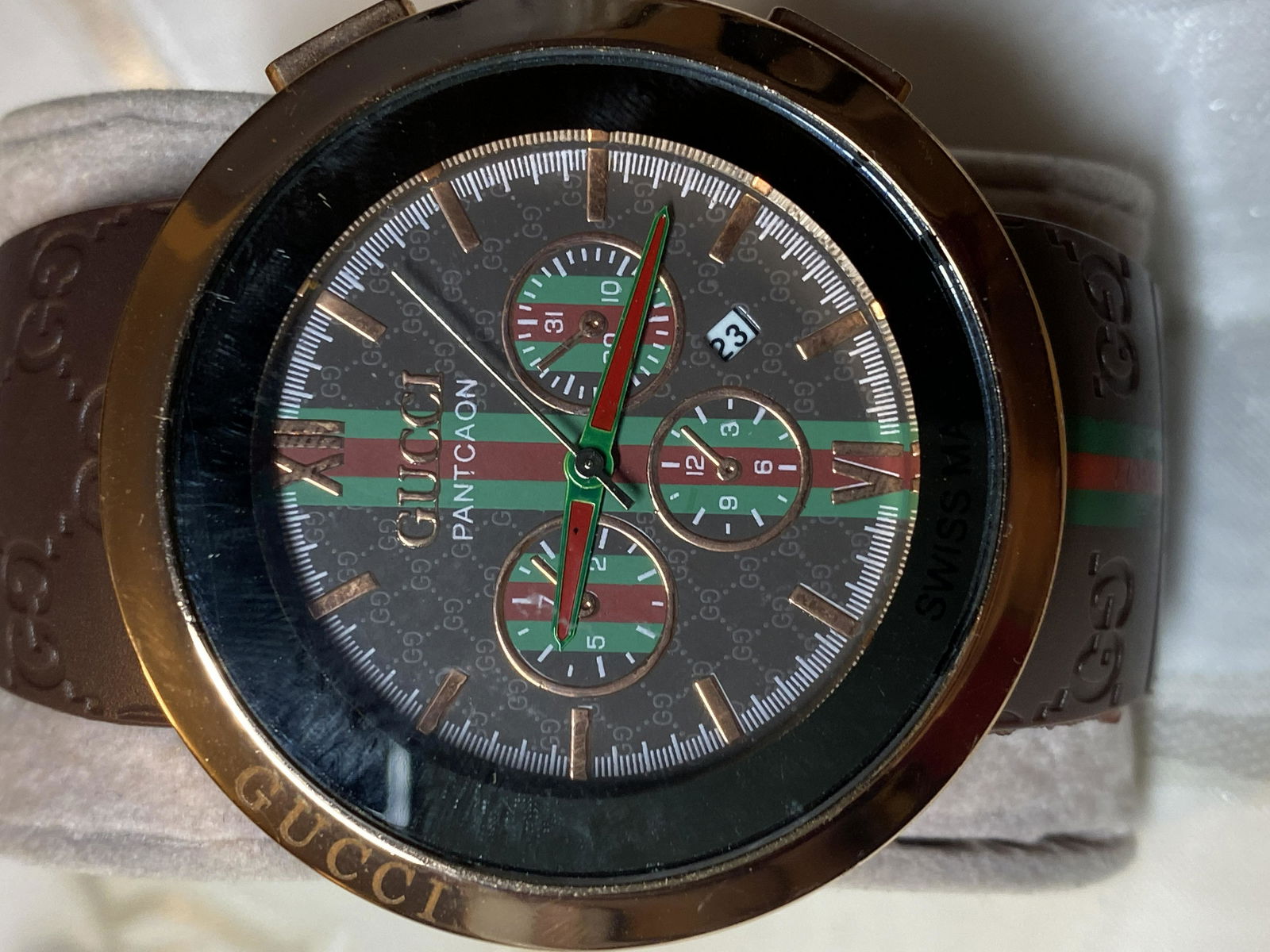 gucci pantcaon watch price