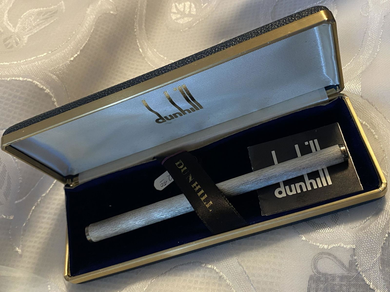 VINTAGE DUNHILL MENS PEN W/CASE (1 of 3)