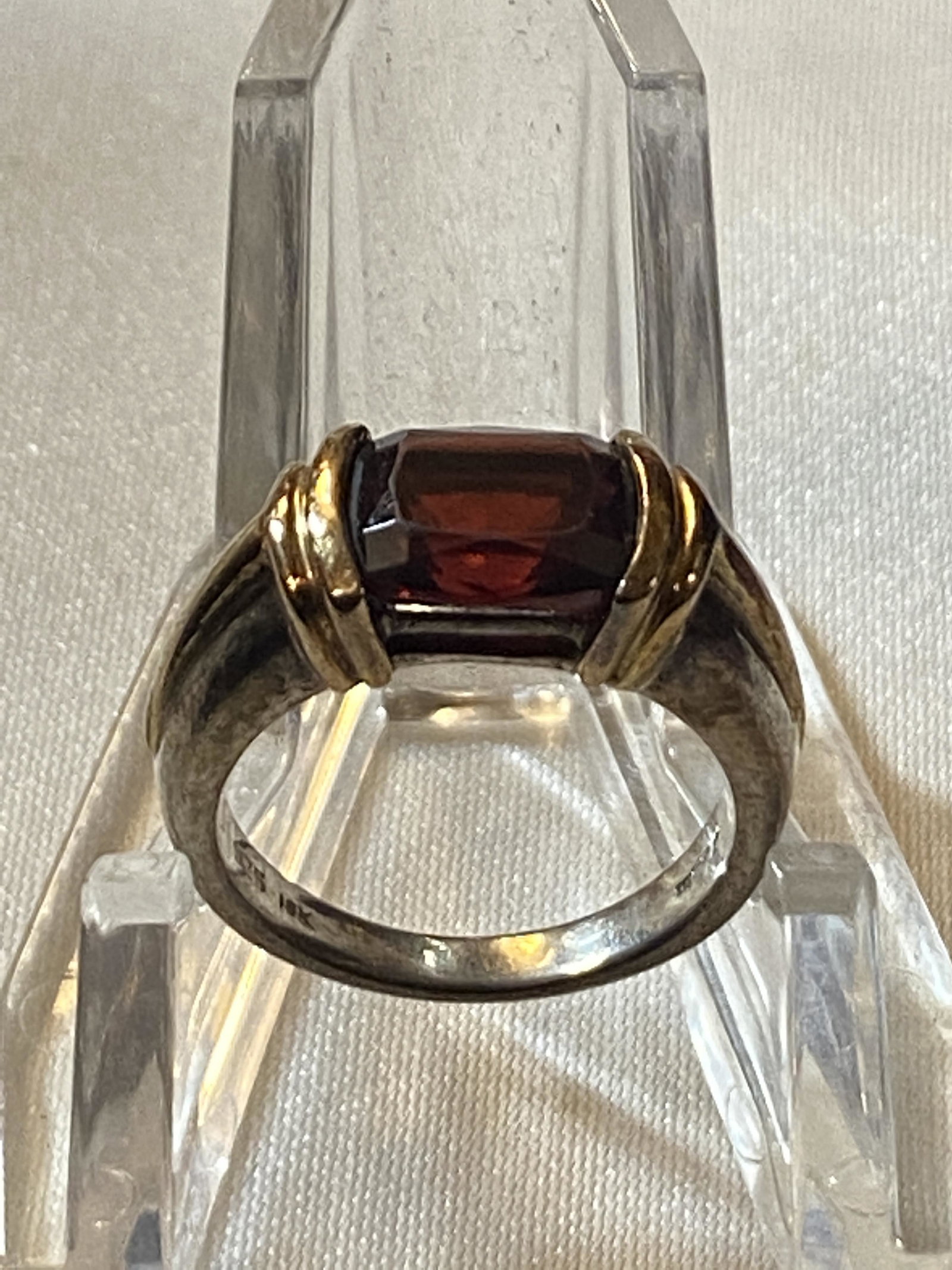 18K & STERLING SILVER RUBY COCKTAIL RING: 18K & STERLING SILVER RUBY COCKTAIL RING. IN GOOD OVERALL SHAPE AND CONDITION. RING IS A SIZE 7. A GREAT FIND AND AN EXCELLENT ADDITION TO YOUR COLLECTION.