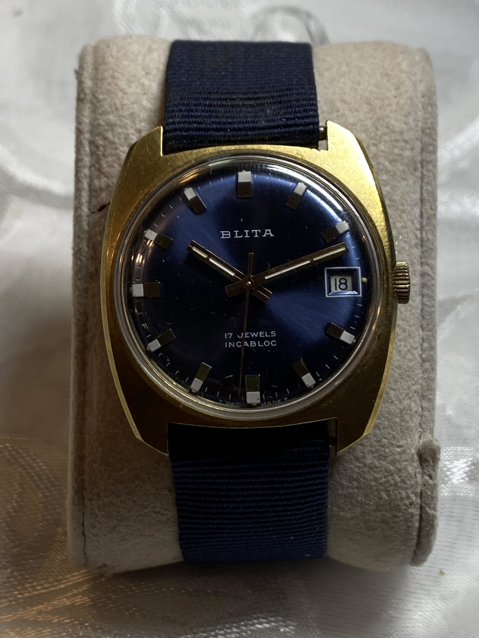 BLITA INCABLOC MENS WRISTWATCH: LORD ELGIN MENS GOLD FILLED ENAMEL WATCH. WORKS AND KEEPS TIME. A GREAT ADDITION TO YOUR COLLECTION.