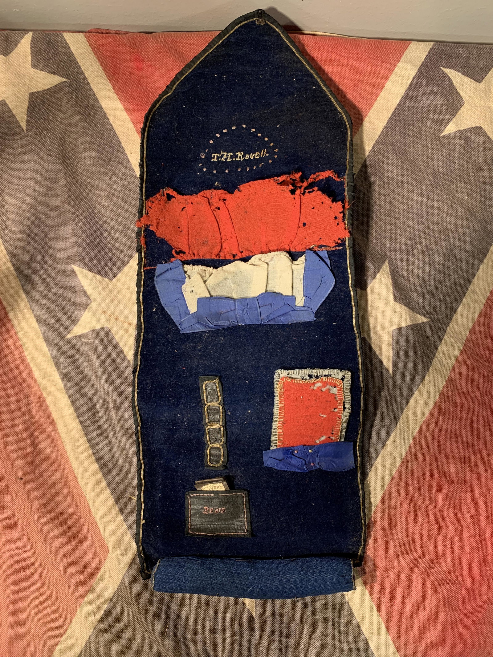 RARE ID'D CIVIL WAR SOLDIERS SEWING KIT: RARE ID'D CIVIL WAR SOLDIERS SEWING KIT. HAS THE NAME ID'D ON THE TOP. PLEASE VIEW ALL DETAILED PICTURES. A GREAT FIND AND AN EXCELLENT ADDITION TO YOUR COLLECTION.
