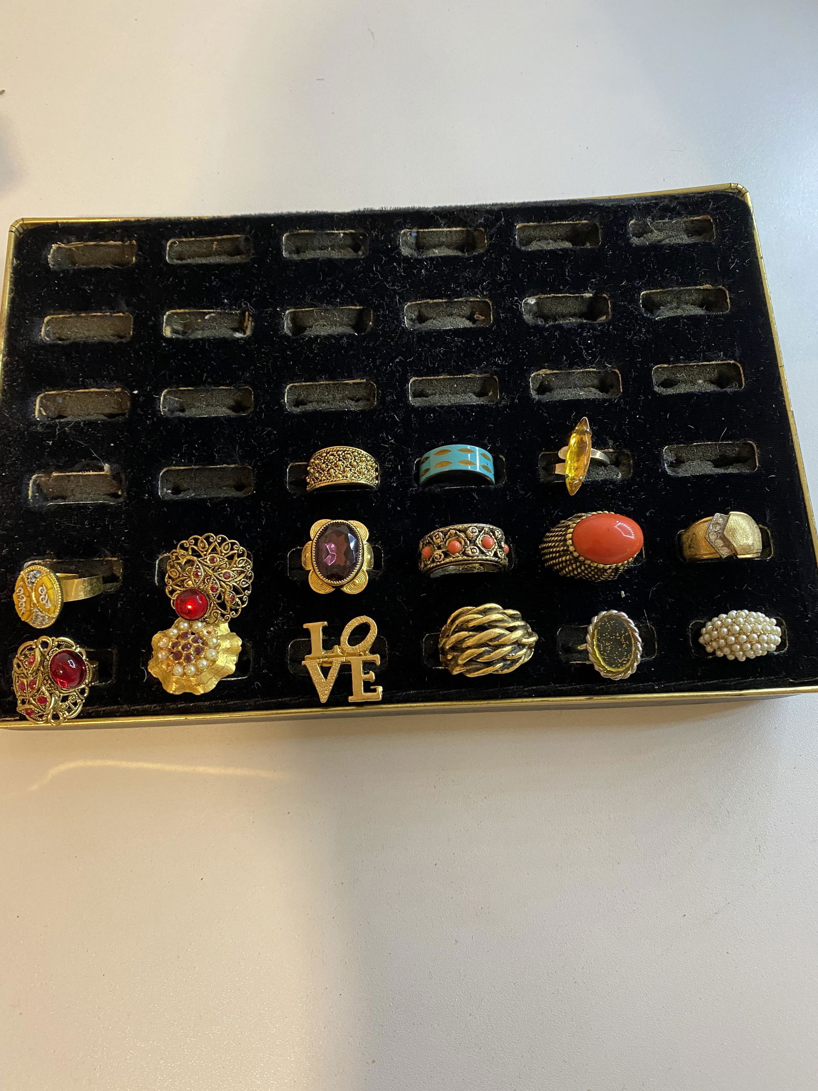 LOT OF (15) GOLD/SILVER RINGS - HIGH GRADE: LOT OF (15) GOLD/SILVER RINGS - HIGH GRADE
