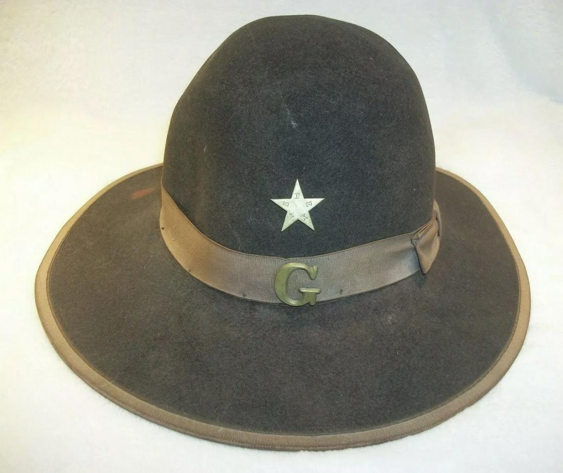 ID'D CIVIL WAR CONFEDERATE OFFICERS SLOUCH HAT CAP KEPI: ID'D CIVIL WAR CONFEDERATE OFFICERS SLOUCH HAT CAP KEPI. IN EXCELLENT OVERALL SHAPE AND CONDITION WITH A BEAUTIFUL OVERALL PATINA. THE HAT WAS RECENTLY FOUND AT AN ESTATE CLEAN OUT. HAS A GREAT LOOK T