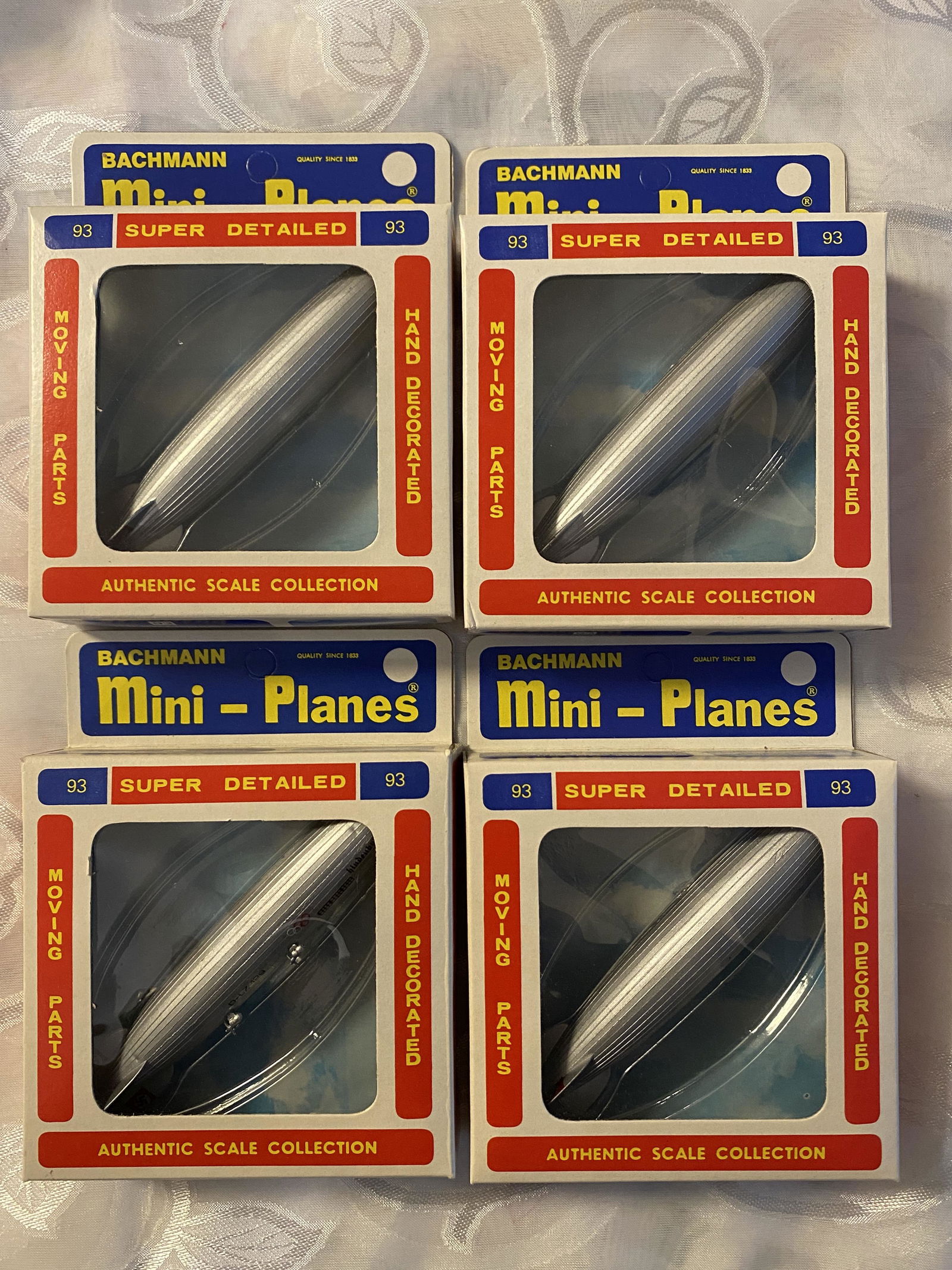 VINTAGE LOT OF (4) BACHMANN MINI-PLANES - HINDENBURG: VINTAGE LOT OF (4) BACHMANN MINI-PLANES - HINDENBURG. BRAND NEW IN THE BOX. COMES FROM A COLLECTION. A GREAT FIND AND AN EXCELLENT ADDITION TO YOUR COLLECTION.