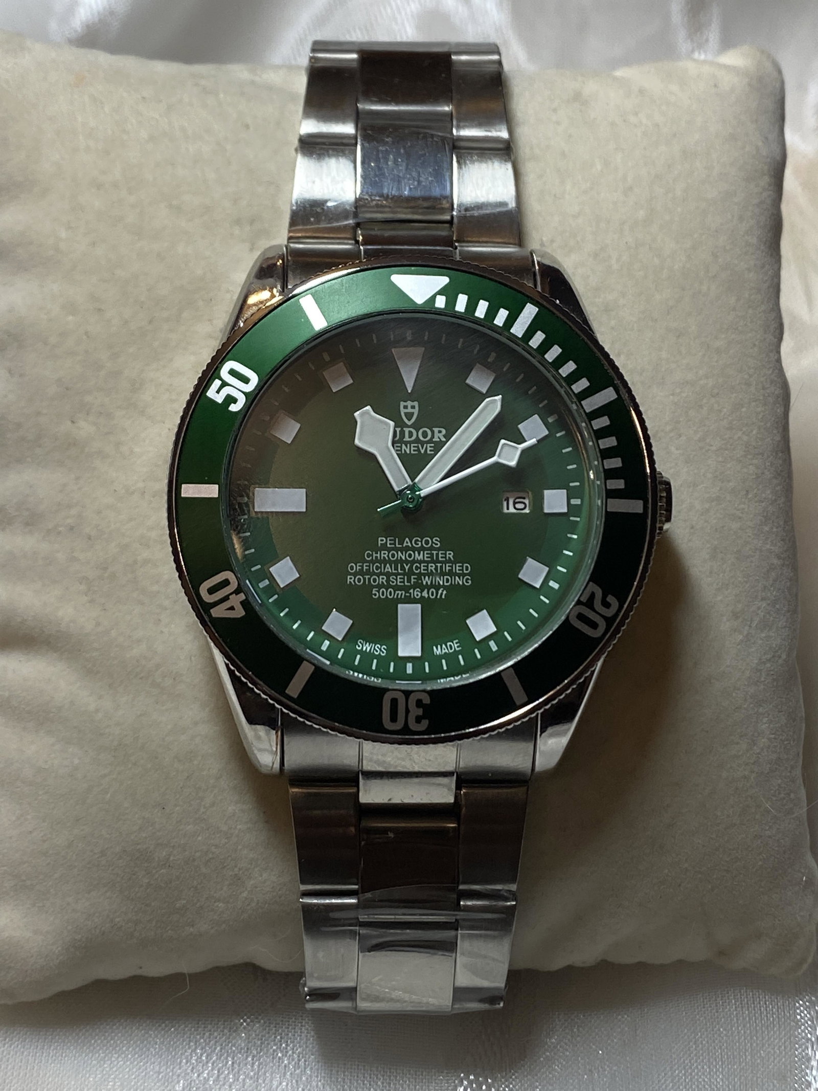 ESTATE MARKED TUDOR MENS WATCH: ESTATE MARKED TUDOR MENS WATCH. SOLD AS FOUND, AS-IS. PLEASE VIEW ALL DETAILED PICTURES. A GREAT FIND AND AN EXCELLENT ADDITION TO YOUR COLLECTION.