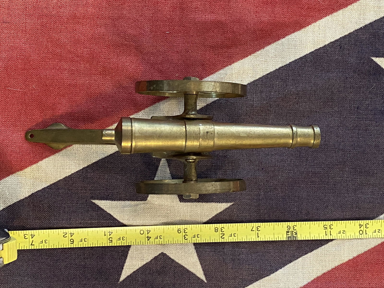 RARE EARLY CIVIL WAR TYPE TOY CANNON: RARE EARLY CIVIL WAR TYPE TOY CANNON. IN MINT OVERALL SHAPE AND CONDITION. A GREAT FIND AND AN EXCELLENT ADDITION TO YOUR COLLECTION.