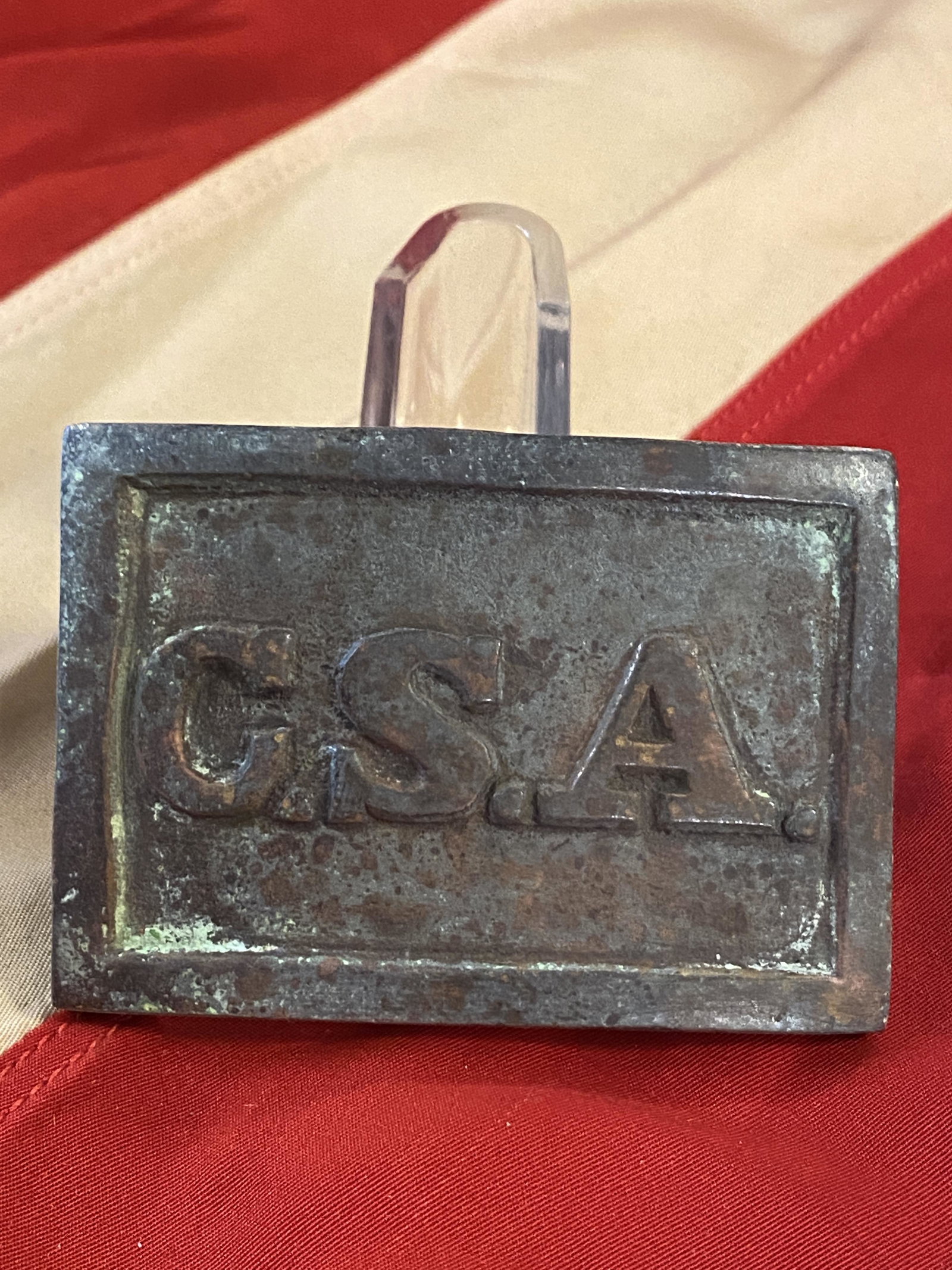 RARE CIVIL WAR CONFEDERATE CSA BELT BUCKLE: RARE CIVIL WAR CONFEDERATE CSA BELT BUCKLE. IN GOOD OVERALL SHAPE AND CONDITION WITH A BEAUTIFUL OVERALL PATINA. PLEASE VIEW ALL DETAILED PICTURES. A GREAT FIND AND AN EXCELLENT ADDITION TO YOUR COLLE