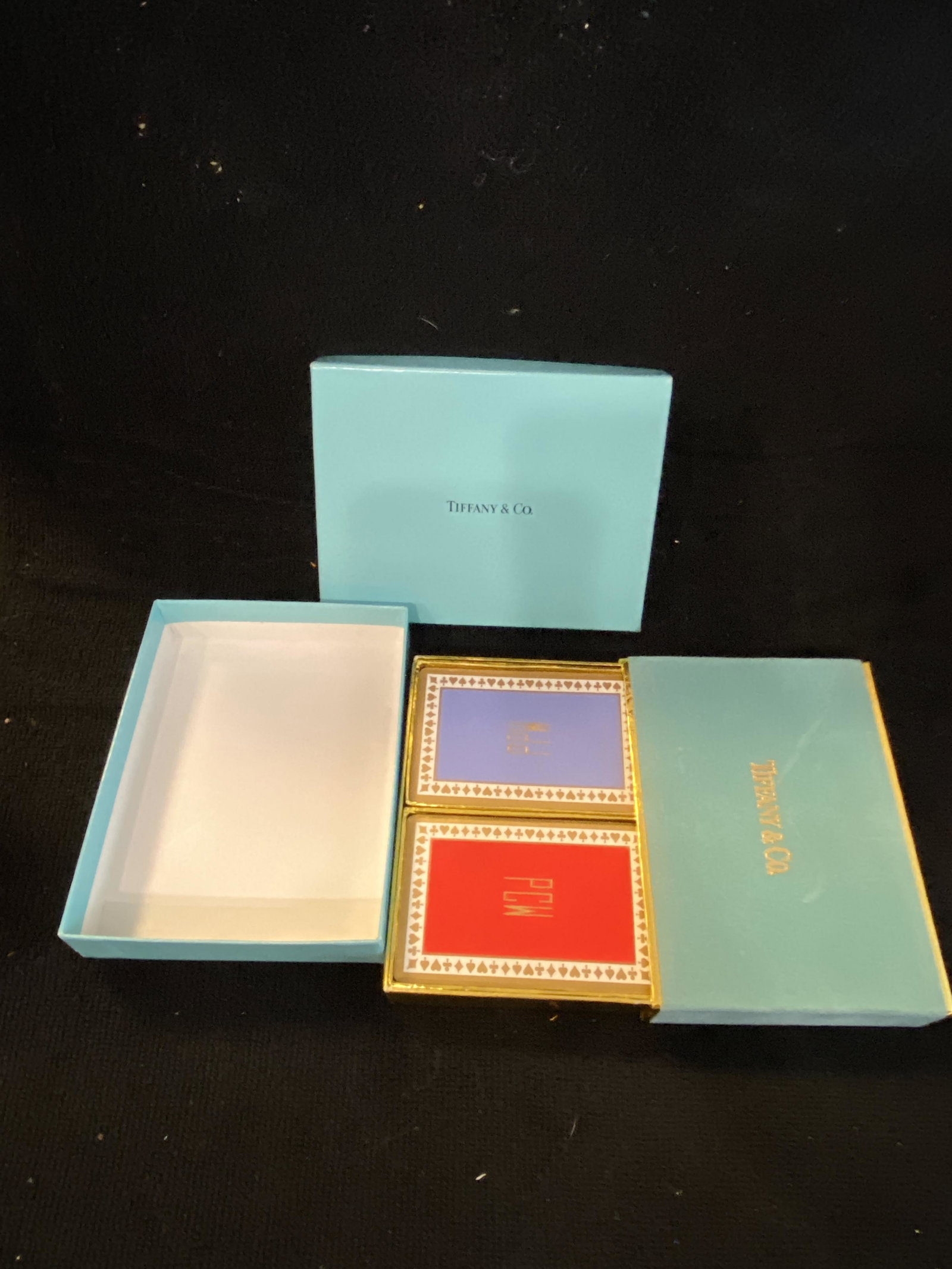 VINTAGE TIFFANY & CO. COLLECTORS CARD PLAYING SET: VINTAGE TIFFANY & CO. COLLECTORS CARD PLAYING SET. A GREAT FIND AND AN EXCELLENT ADDITION TO YOUR COLLECTION.