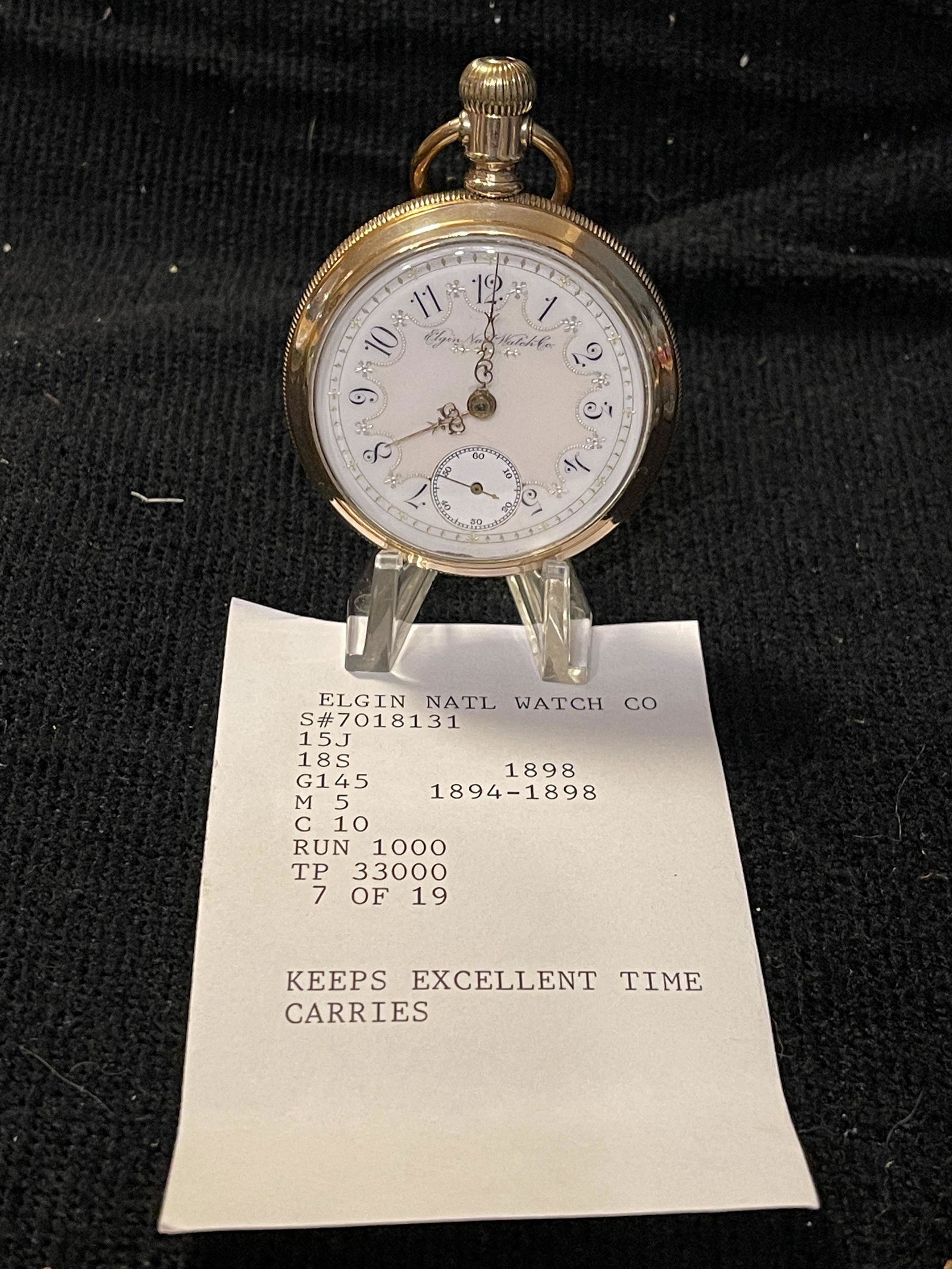 ELGIN NATL WATCH CO 18S 15J POCKET WATCH: ELGIN NATL WATCH CO 18S 15J POCKET WATCH. IN MINT SHAPE AND OVERALL CONDITION. WORKS AND KEEPS EXCELLENT TIME. PLEASE VIEW PICTURES FOR SPECIFIC DETAILS ON THIS BEAUTIFUL POCKET WATCH. A GREAT FIND AN