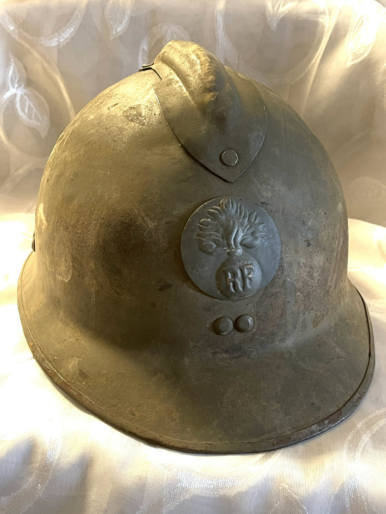 RARE WW1 M15 ADRIAN 1915 FRENCH HELMET: RARE WW1 M15 ADRIAN 1915 FRENCH HELMET USED IN SERBIA, BULGARIA FIREFIGHTER. IN MINT OVERALL SHAPE AND CONDITION WITH A BEAUTIFUL OVERALL PATINA. PLEASE VIEW ALL DETAILED PICTURES. A GREAT FIND AND AN
