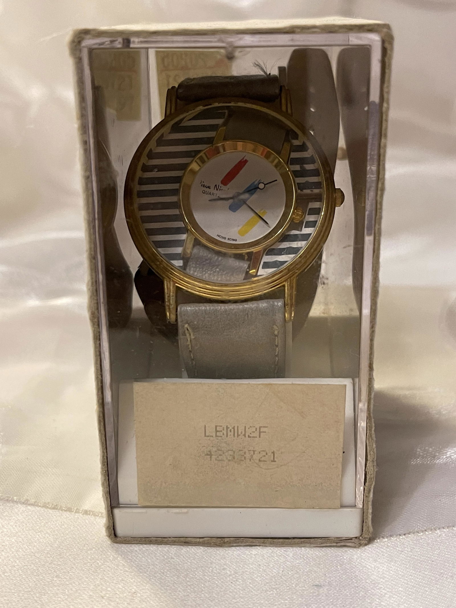 RIEVE NICOL QUARTZ MENS WATCH IN BOX: RIEVE NICOL QUARTZ MENS WATCH IN BOX