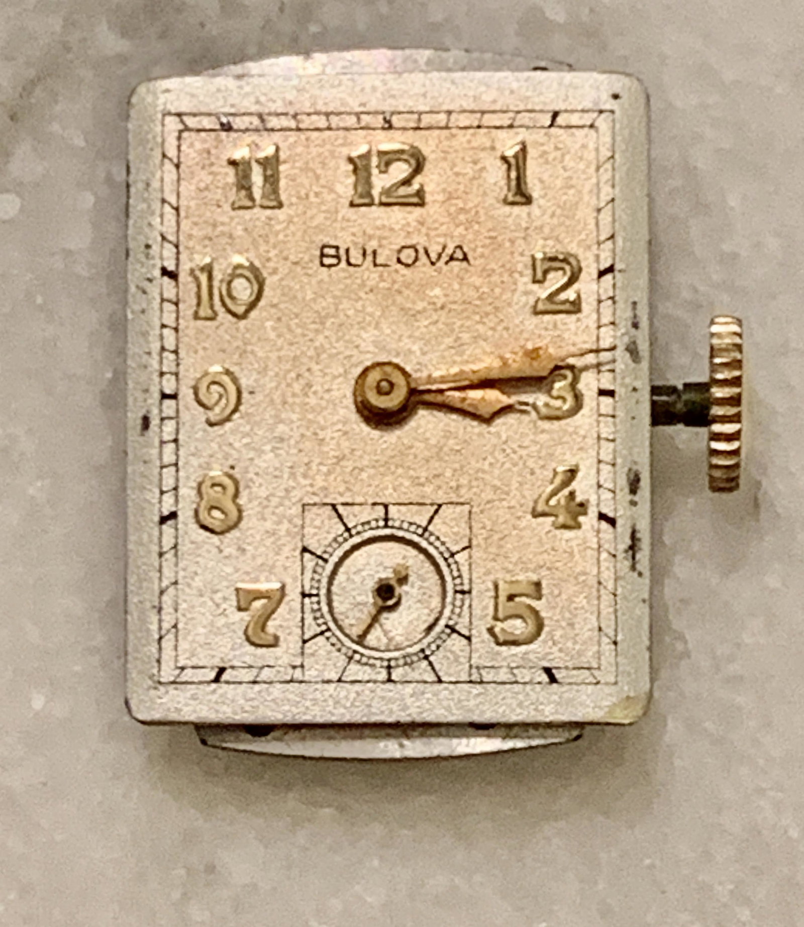 ANTIQUE LADIES BULOVA WATCH MOVEMENT WITH DIAL: ANTIQUE LADIES BULOVA WATCH MOVEMENT WITH DIAL. WORKS AND IN WORKING ORDER.