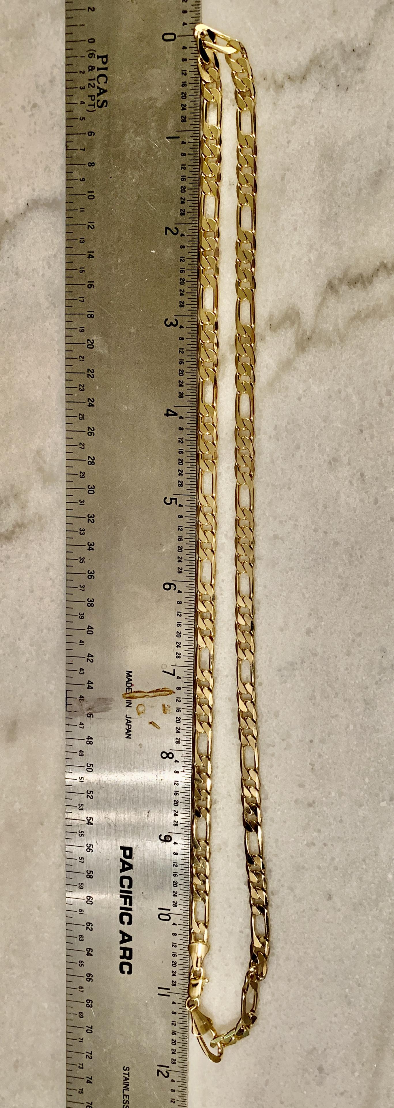MARKED 14K GOLD MENS CUBAN LINK CHAIN: MARKED 14K GOLD MENS CUBAN LINK CHAIN. SOLD AS FOUND. HAS NOT BEEN TESTED. PLEASE VIEW ALL DETAILED PICTURES. A GREAT FIND AND AN EXCELLENT ADDITIOIN TO YOUR COLLECTION.