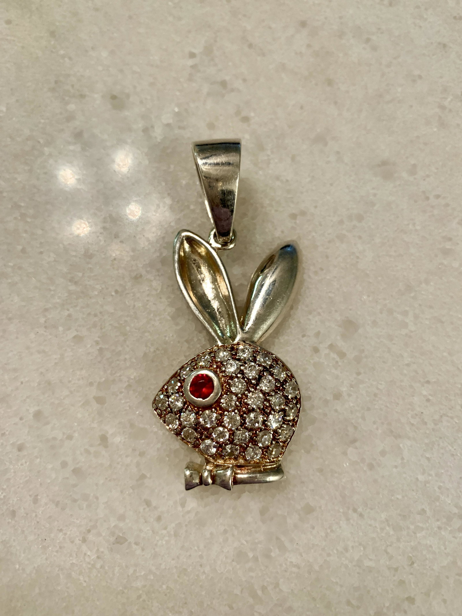 PLAYBOY STERLING SILVER DESIGNER PENDANT: PLAYBOY STERLING SILVER DESIGNER PENDANT. IN GOOD OVERALL SHAPE AND CONDITION. A GREAT FIND AND AN EXCELLENT ADDITION TO YOUR COLLECTION.