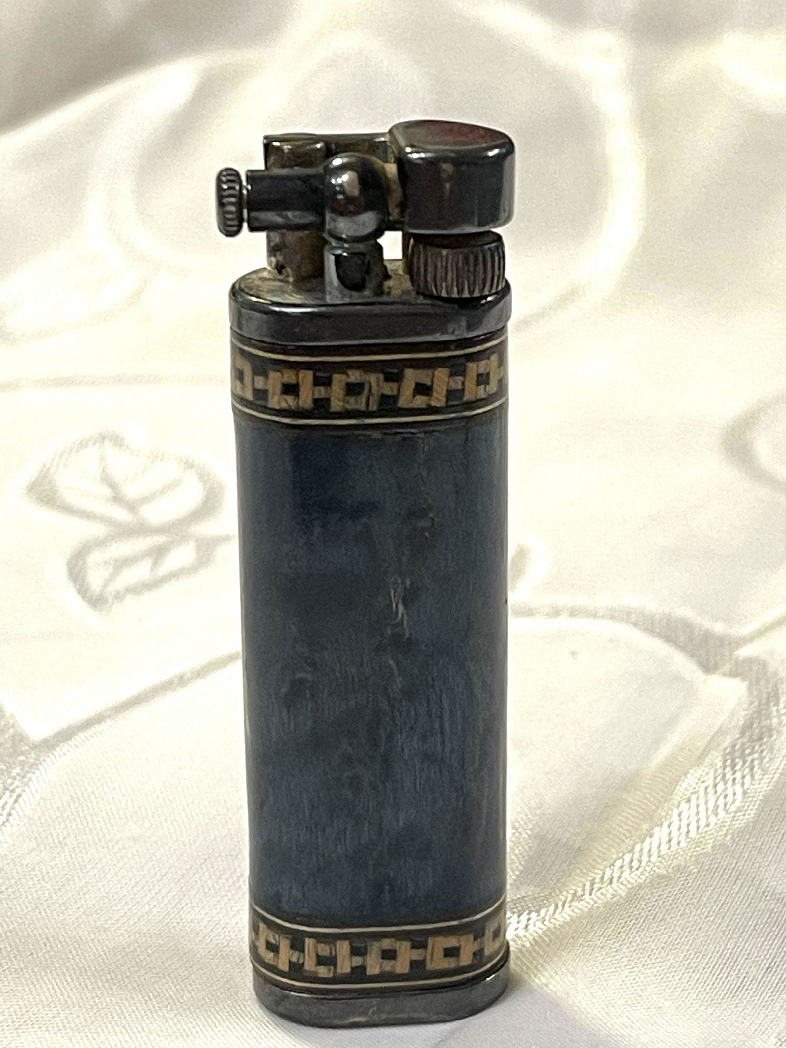 SAVINELLI IM CORONA JAPAN COLLECTIBLE LIGHTER (1 of 6)
