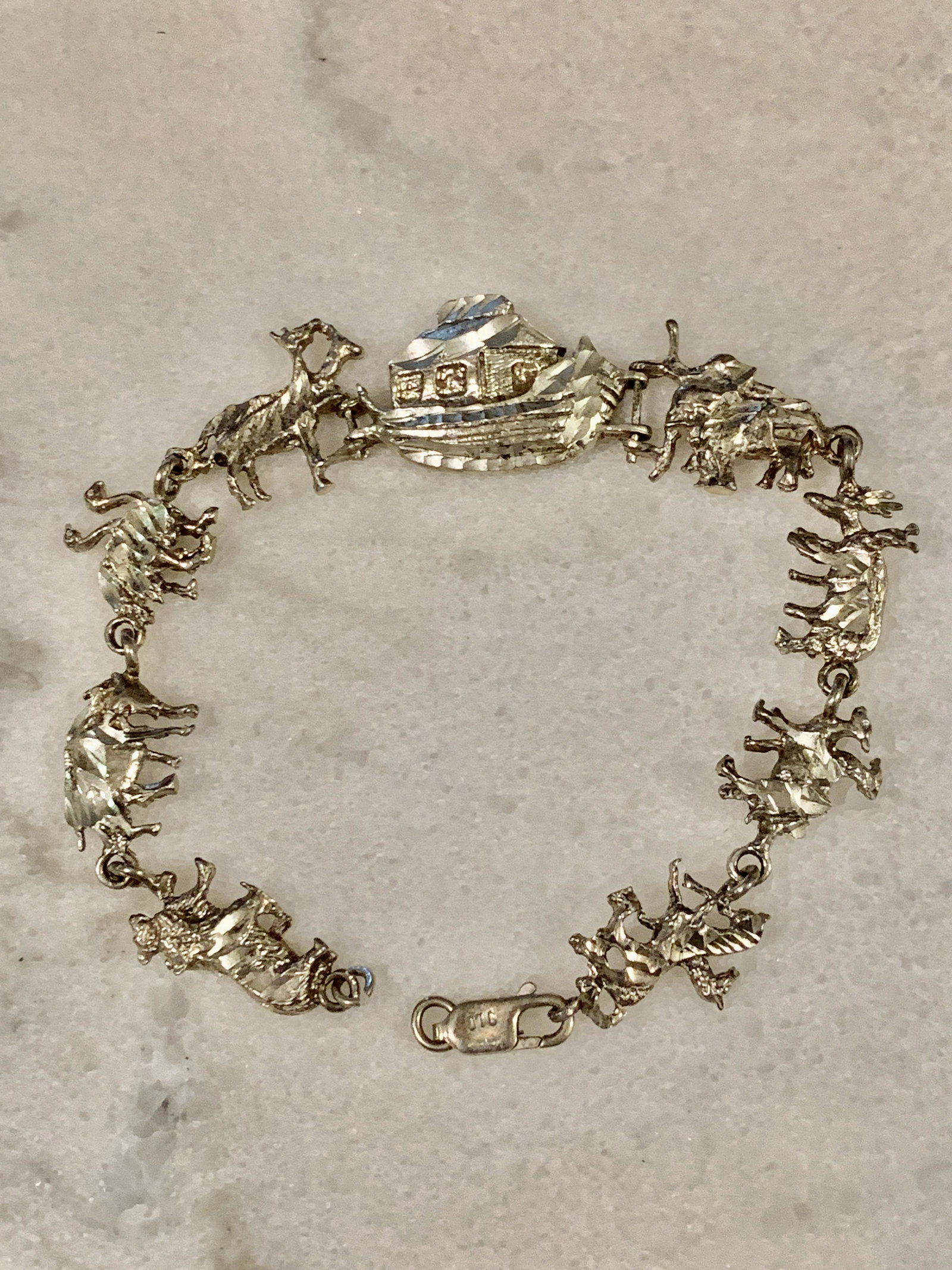 ESTATE STERLING SILVER LADIES CHARM BRACELET (1 of 3)