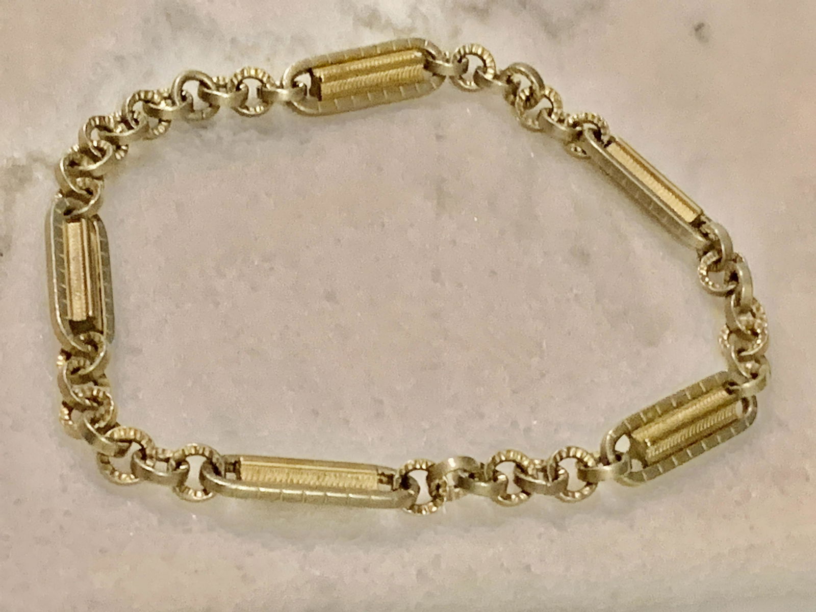 ESTATE ART DECO LADIES BRACELET (1 of 4)