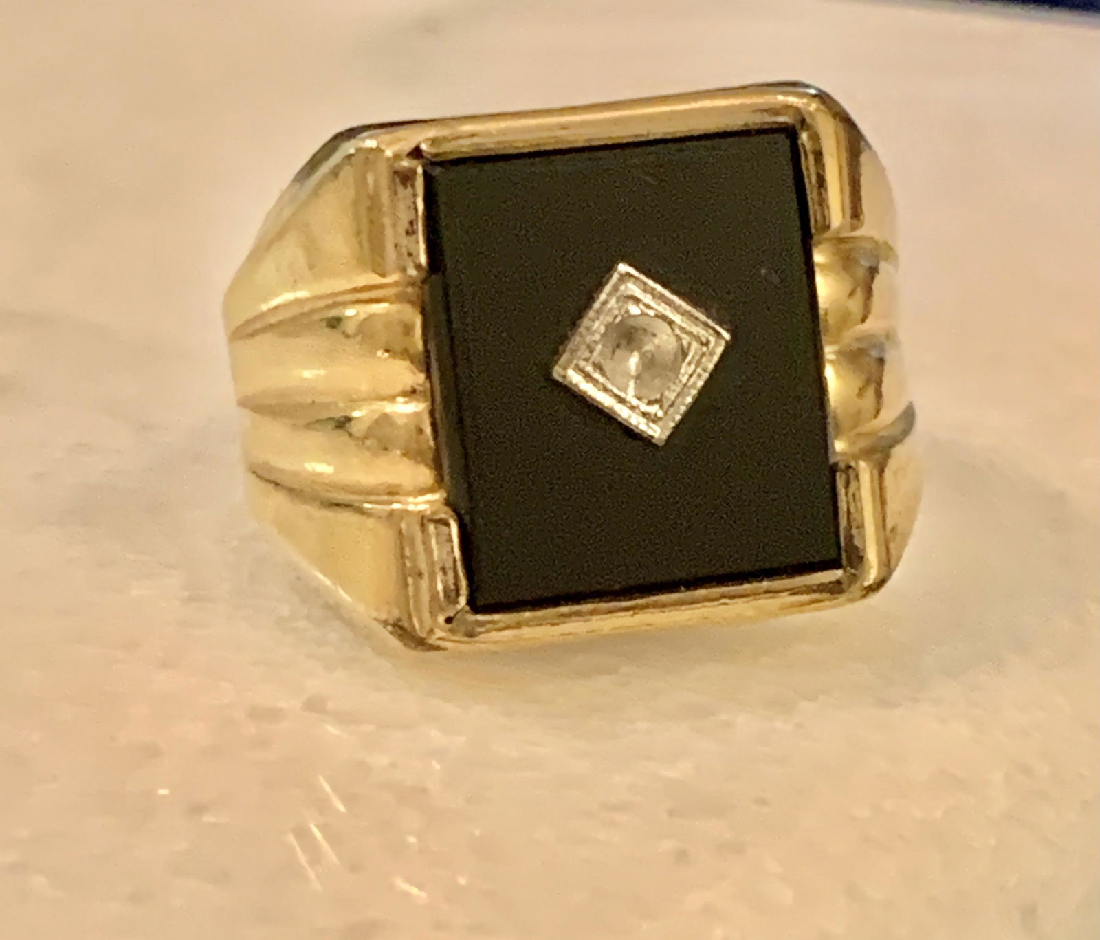LADIES ESTATE MENS RING SZ 10.5 (1 of 3)