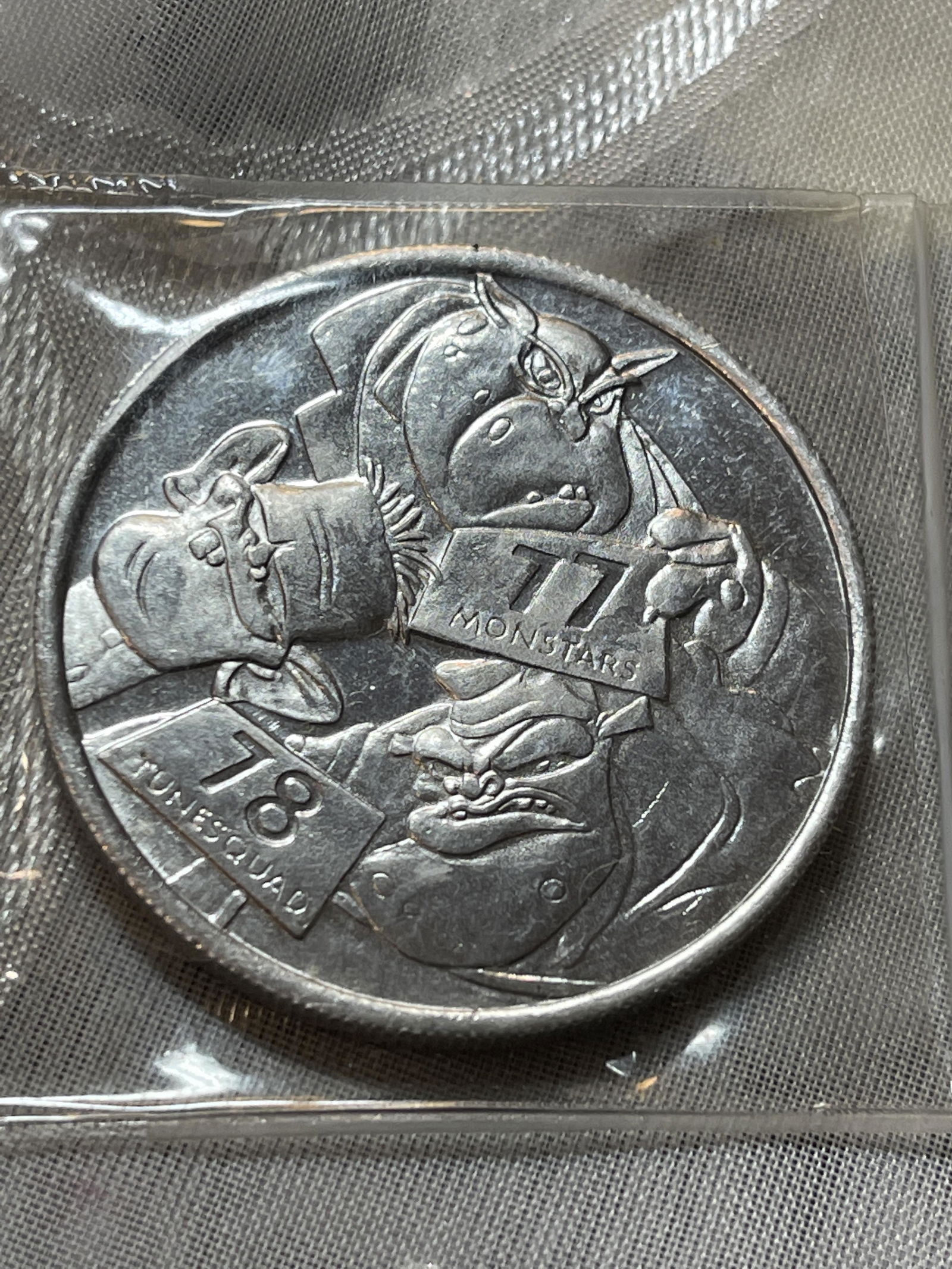 VINTAGE SPACE AM SILVER TOKEN COIN (1 of 2)
