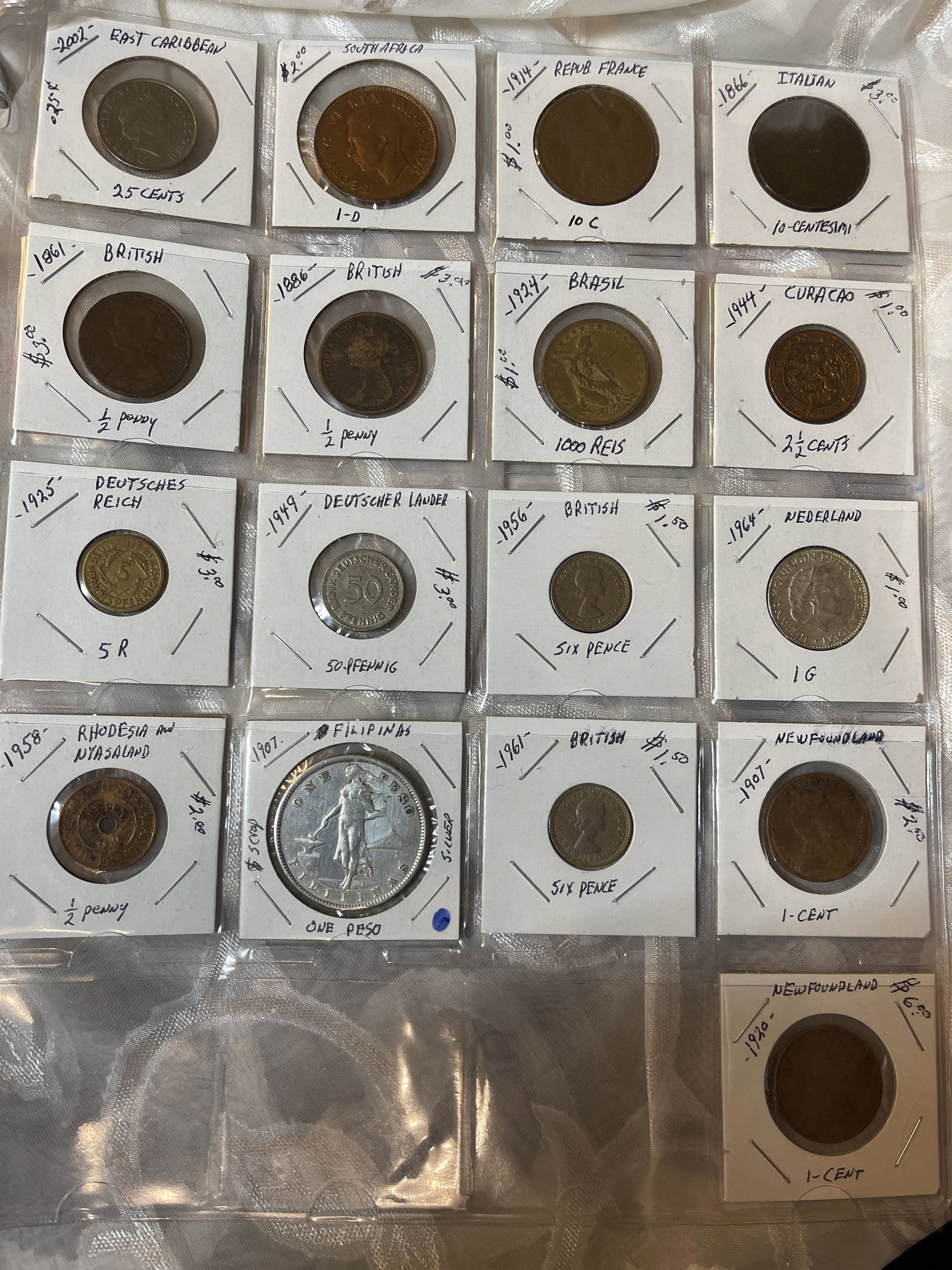 RARE COLLECTION LOT OF (17) FOREIGN COINS: RARE COLLECTION LOT OF (17) FOREIGN COINS. SOLD AS A LOT. ALL FOR ONE MONEY. PLEASE VIEW ALL DETAILED PICTURES. A GREAT FIND AND AN EXCELLENT ADDITION TO YOUR COLLECTION.