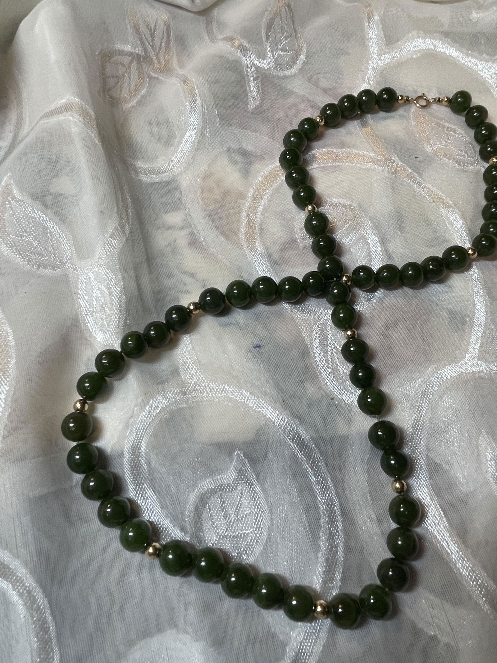 GUMP'S GREEN NEPHRITE JADE 14K GOLD BEADED NECKLACE (1 of 3)