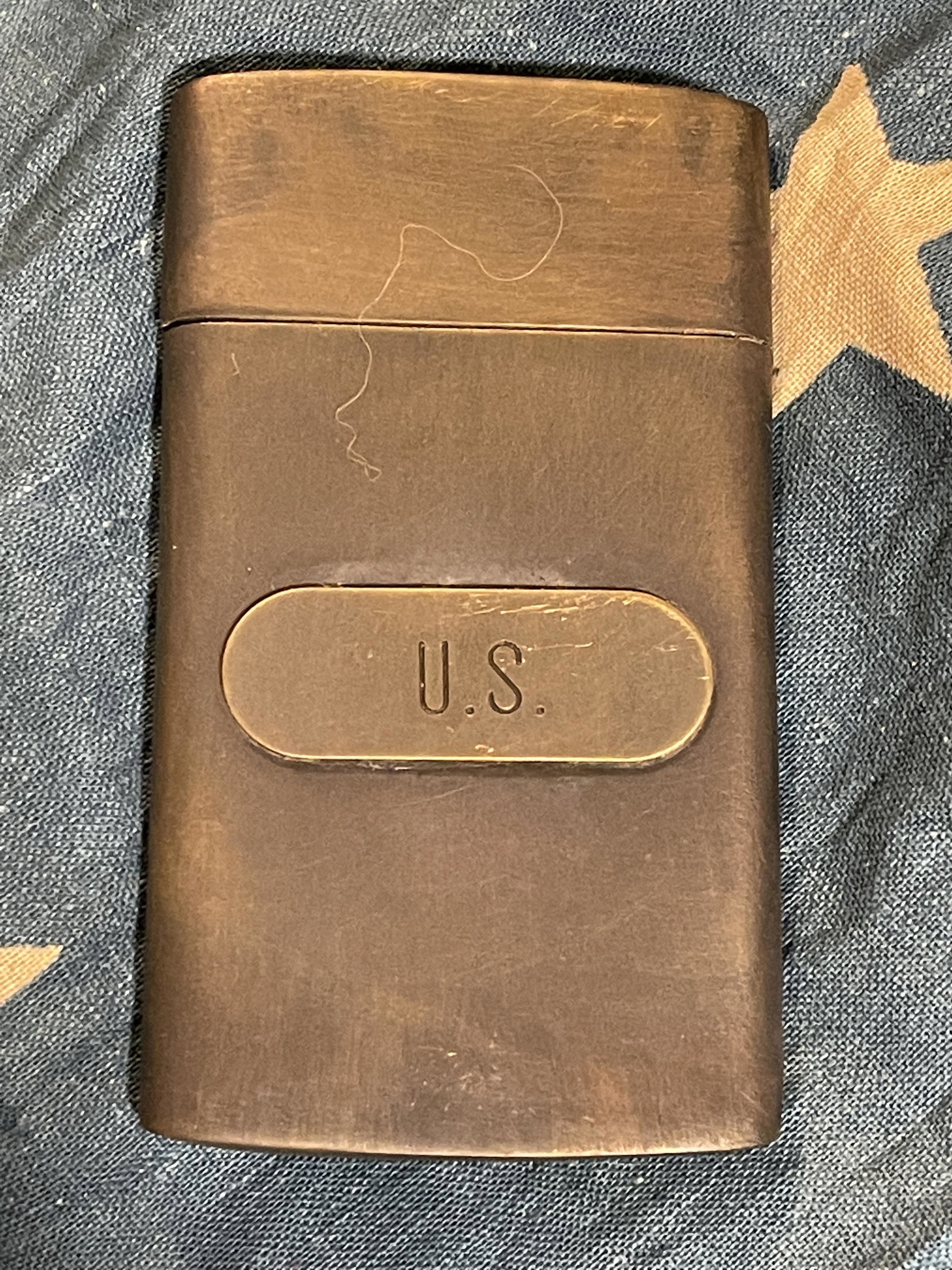 WW1 U.S. ARMY SOLDIERS MATCH CASE: WW1 U.S. ARMY SOLDIERS MATCH CASE. A GREAT ADDITION TO YOUR COLLECTION.
