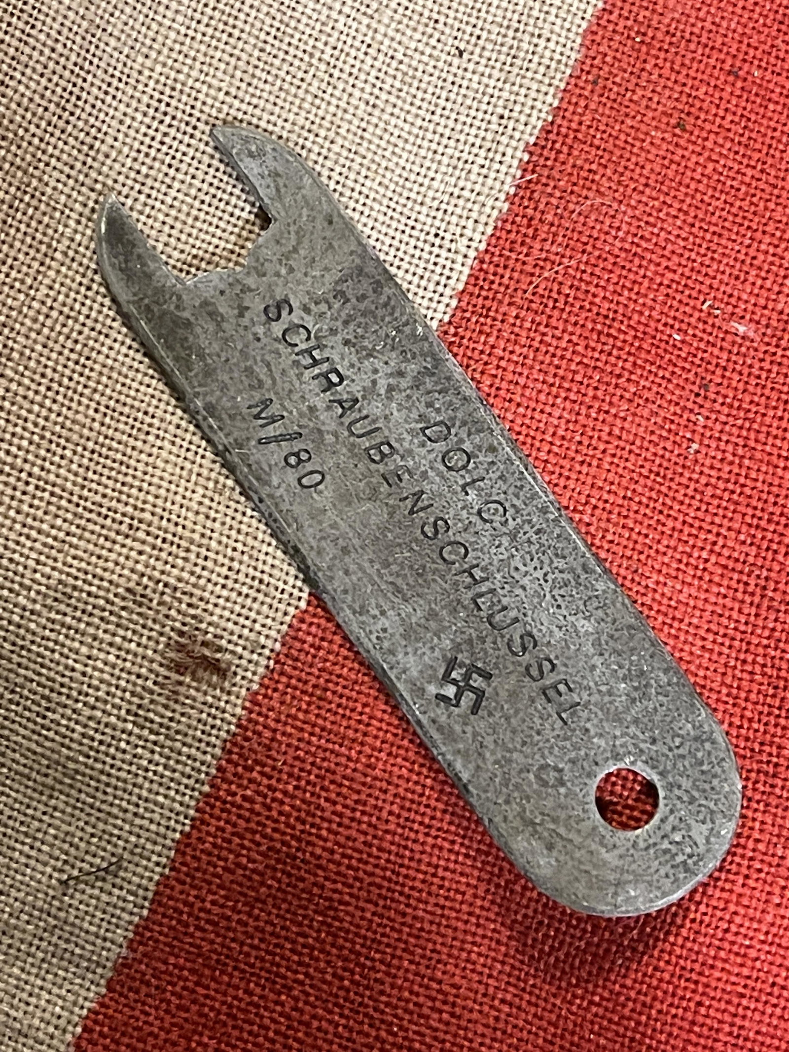 WW2 GERMAN NAZI ENGINEERING TOOL: WW2 GERMAN NAZI MECHANICS/ENGINEERING TOOL. HAS THE MAKER MARKS - PLEASE VIEW PITURES.