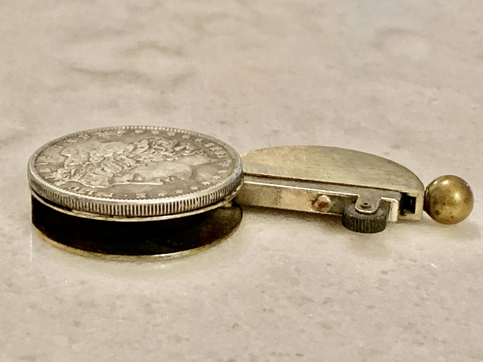 1886 MORGAN SILVER DOLLAR LIGHTER - 6