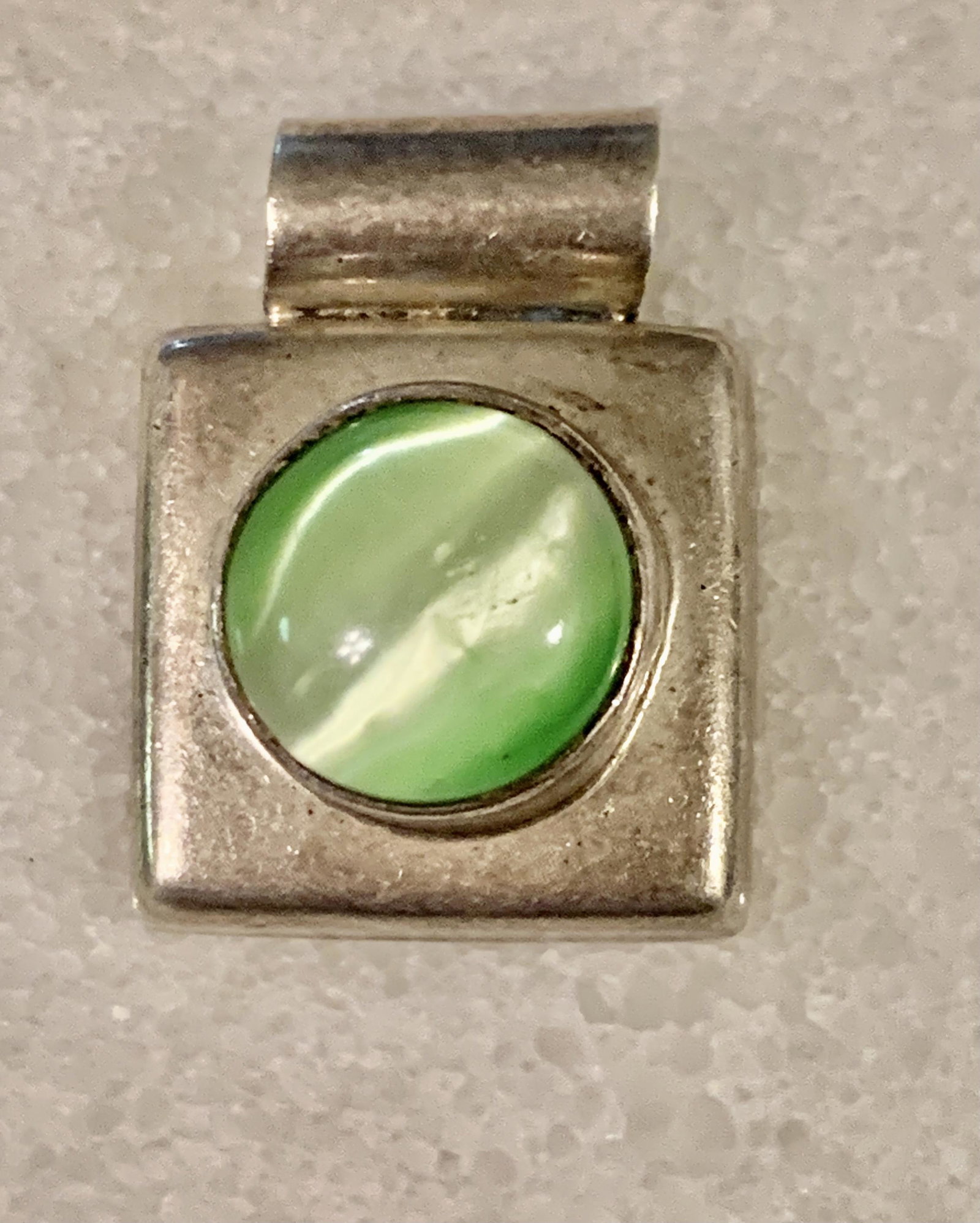 MEXICAN MALACHITE STERLING SILVER PENDANT (1 of 4)