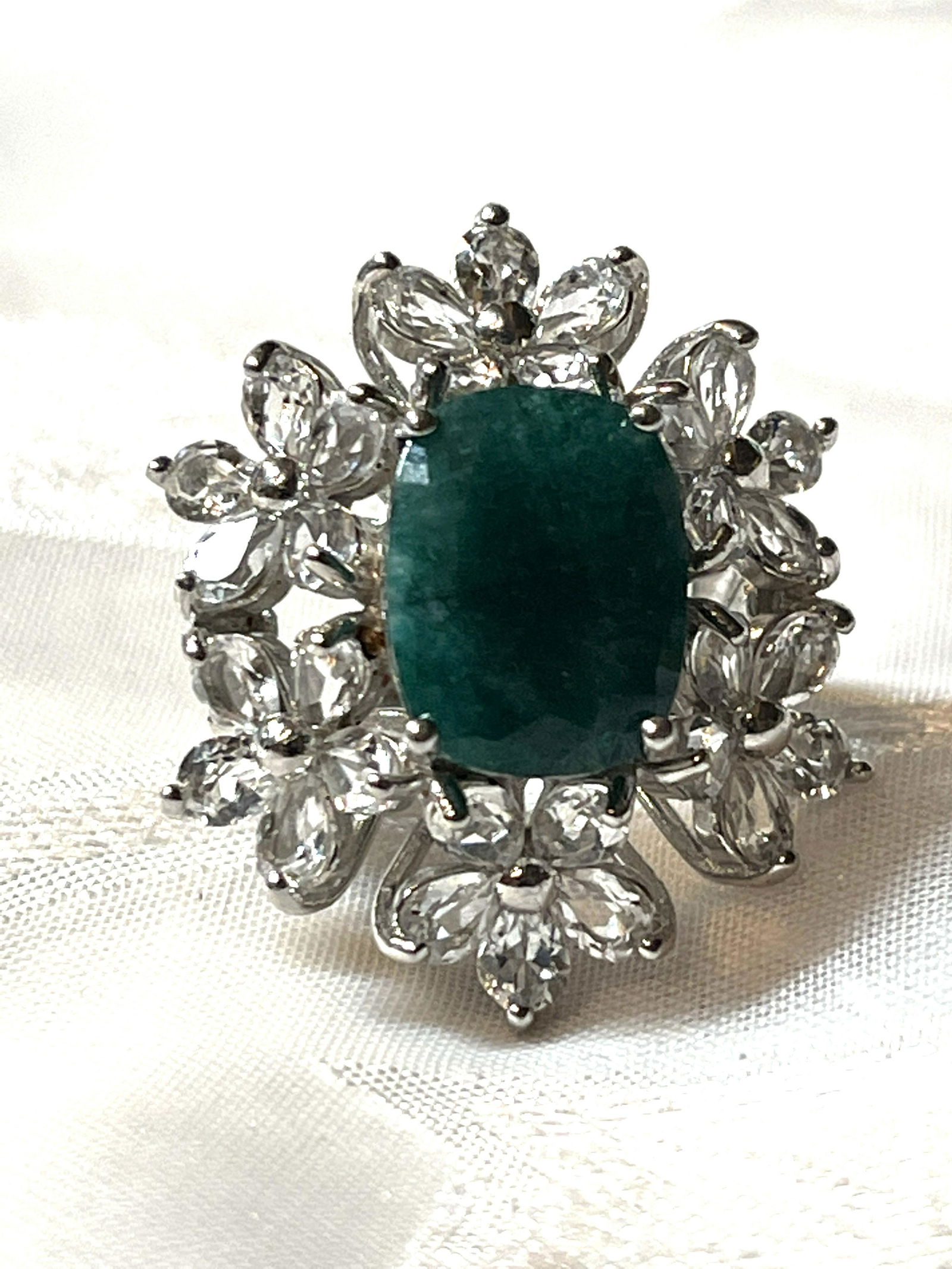STERLING SILVER 2.0 CT CABOCHON EMERALD RING (1 of 3)