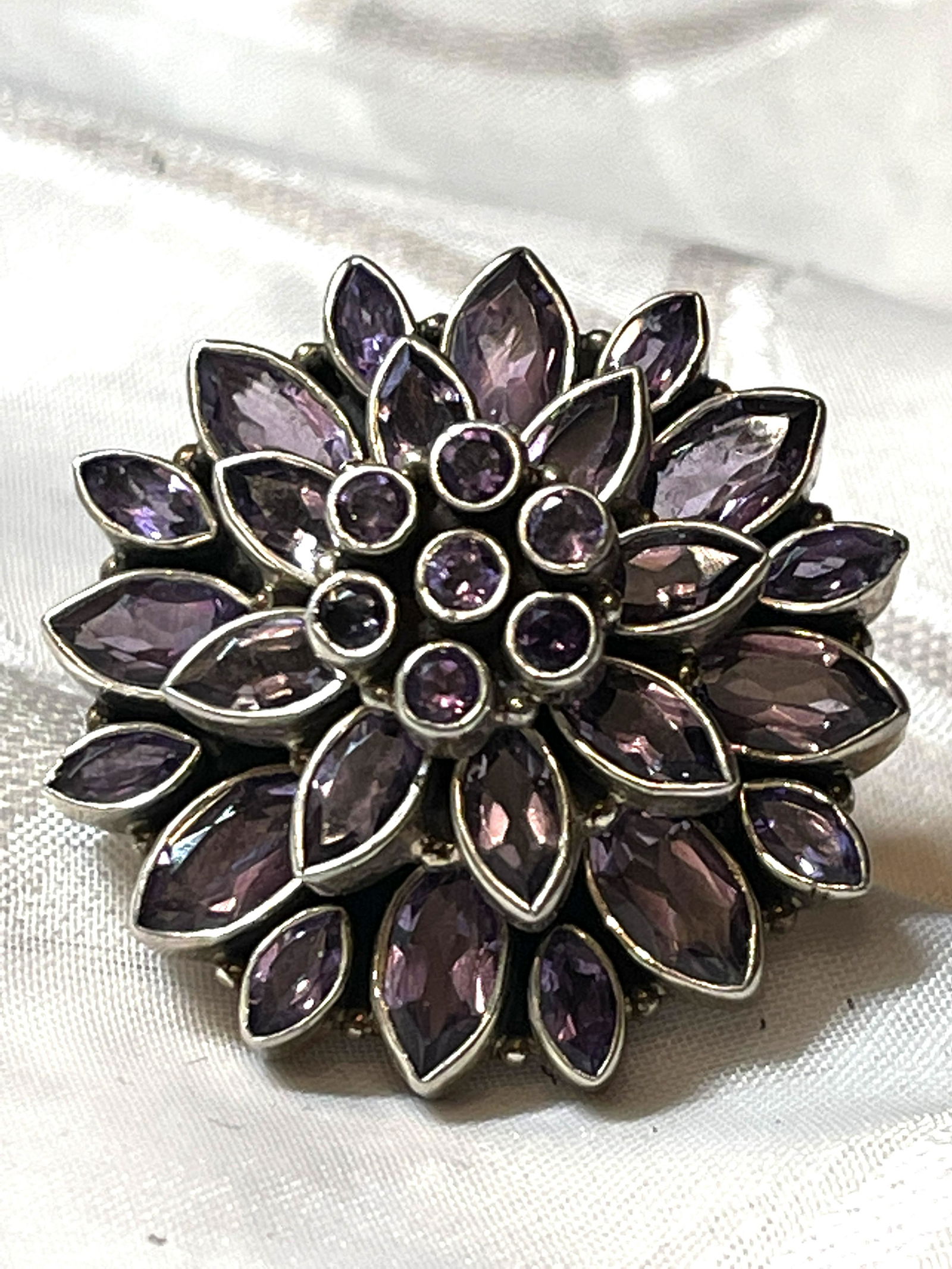 COCKTAIL 15 TCW AMETHYST STERLING SILVER RING (1 of 4)