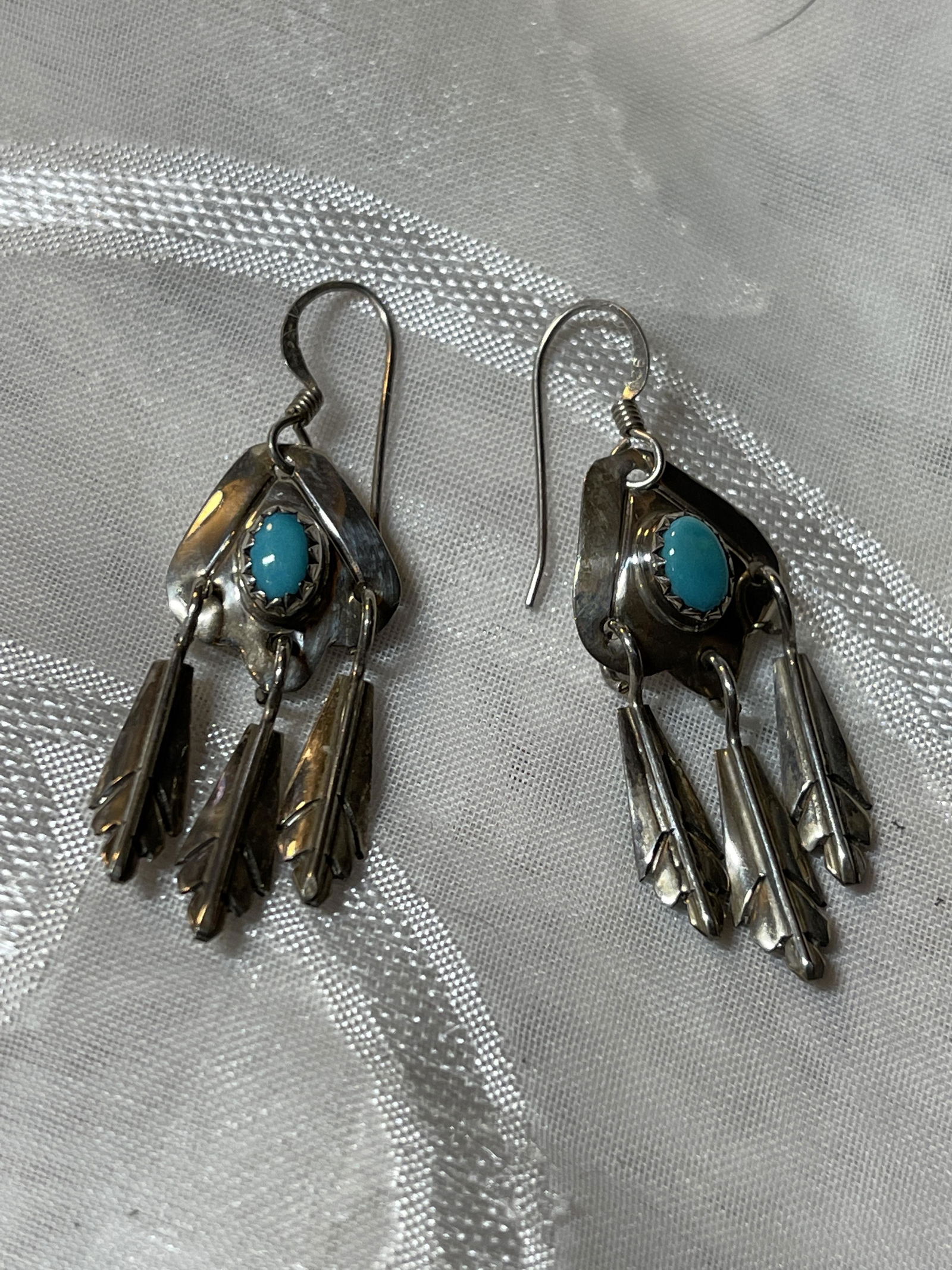 NATIVE AMERICAN STERLING TURQUOISE FEATHER EARRINGS (1 of 2)