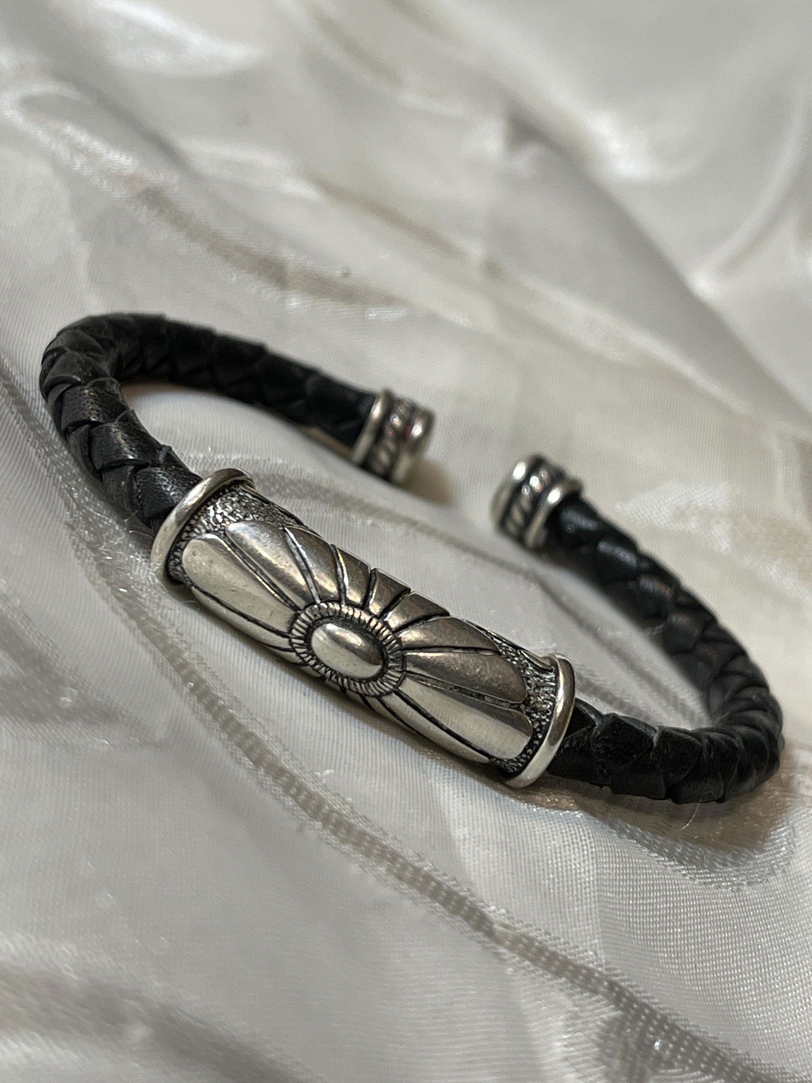 DESIGNER STERLING SILVER BRAIDED LEATHER BRACELET (1 of 3)