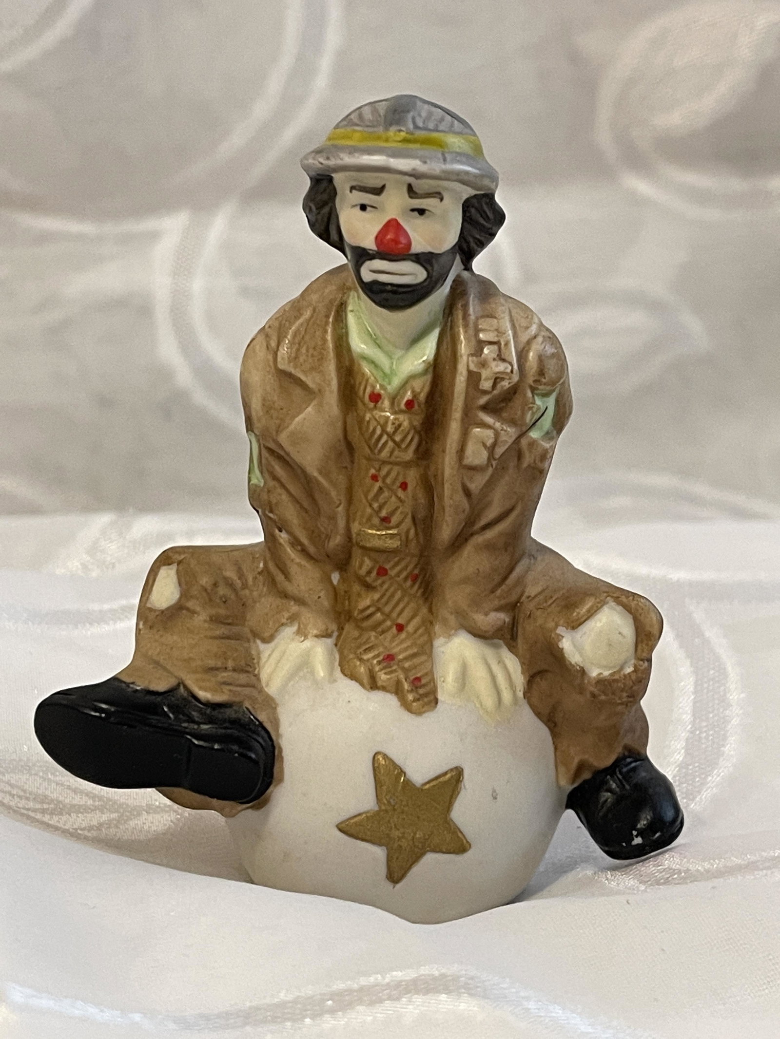 Collectible Emmett Kelly Jr. Ceramic Clown Sitting On: Collectible Emmett Kelly Jr. Ceramic Clown Sitting On Ball