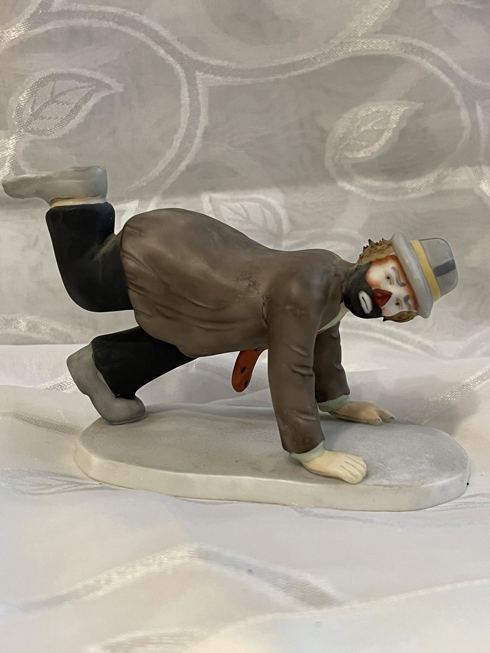 EMMETT KELLY JR. CERAMIC CLOWN BUST (1 of 6)