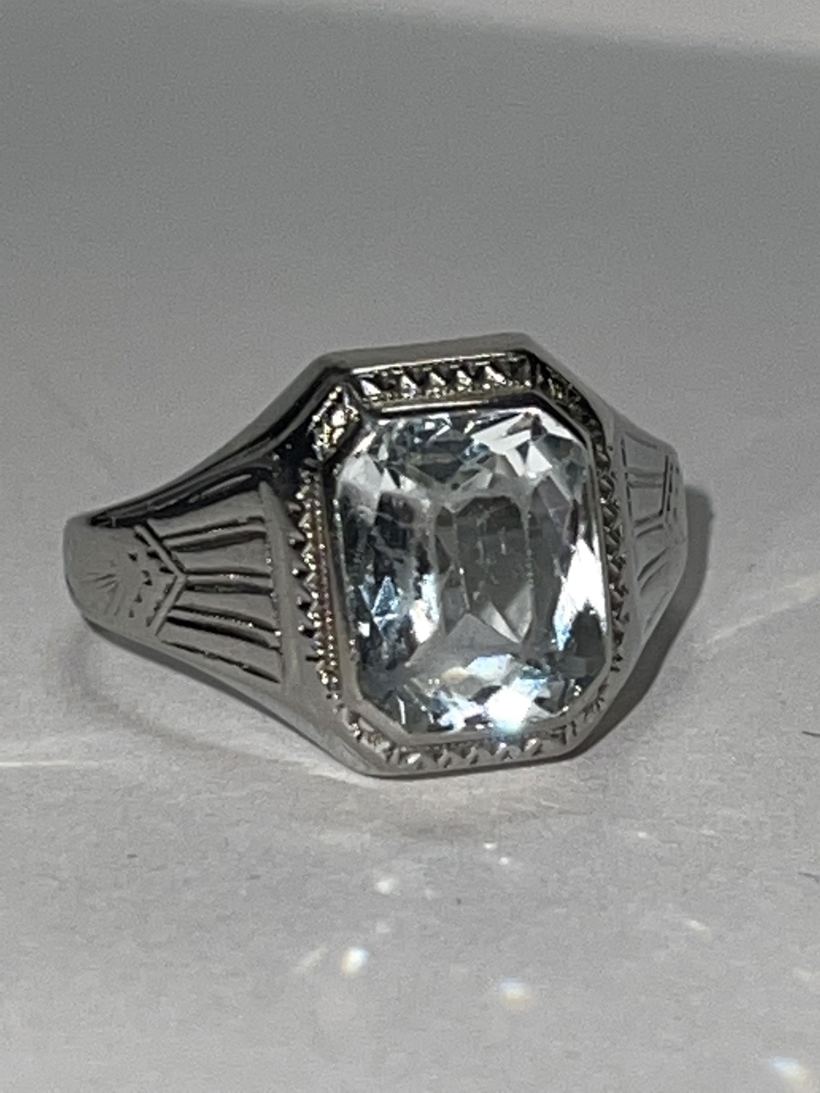 ART DECO 10K GOLD 4 CT AQUAMARINE RING SZ 8 (1 of 4)