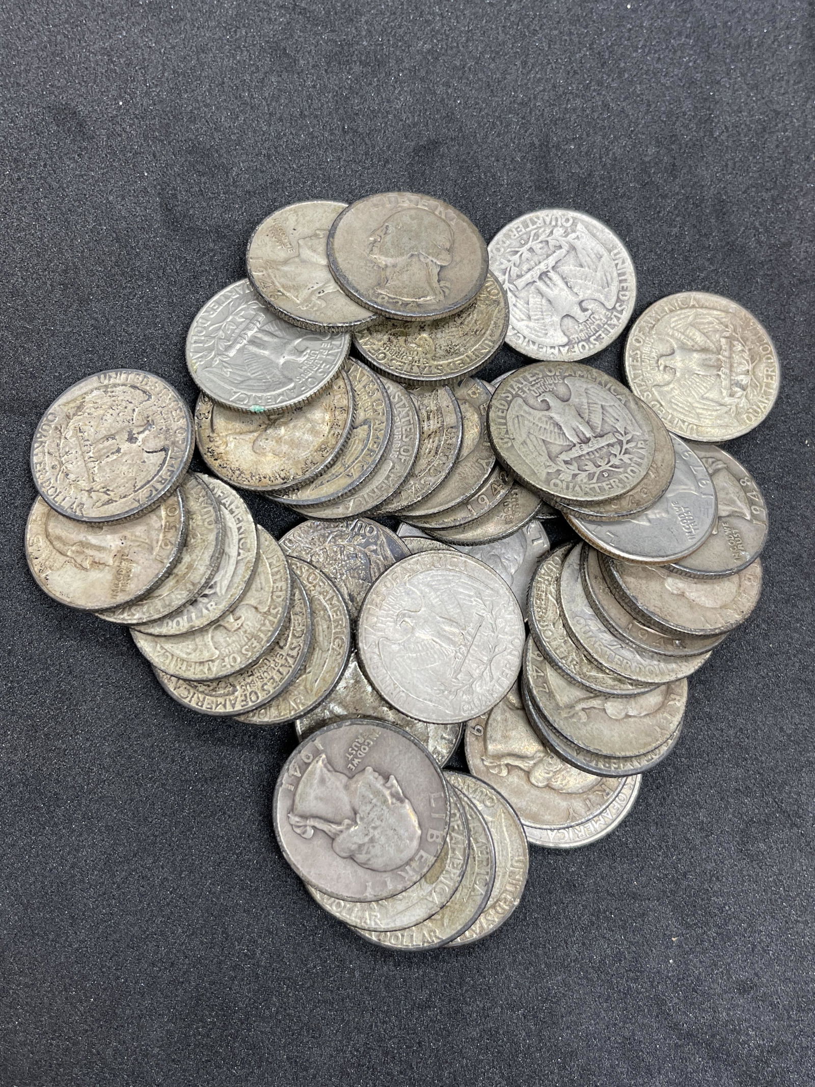 $10.75 FACE VALUE (43) SILVER WASHINGTON DOLLARS (1 of 1)