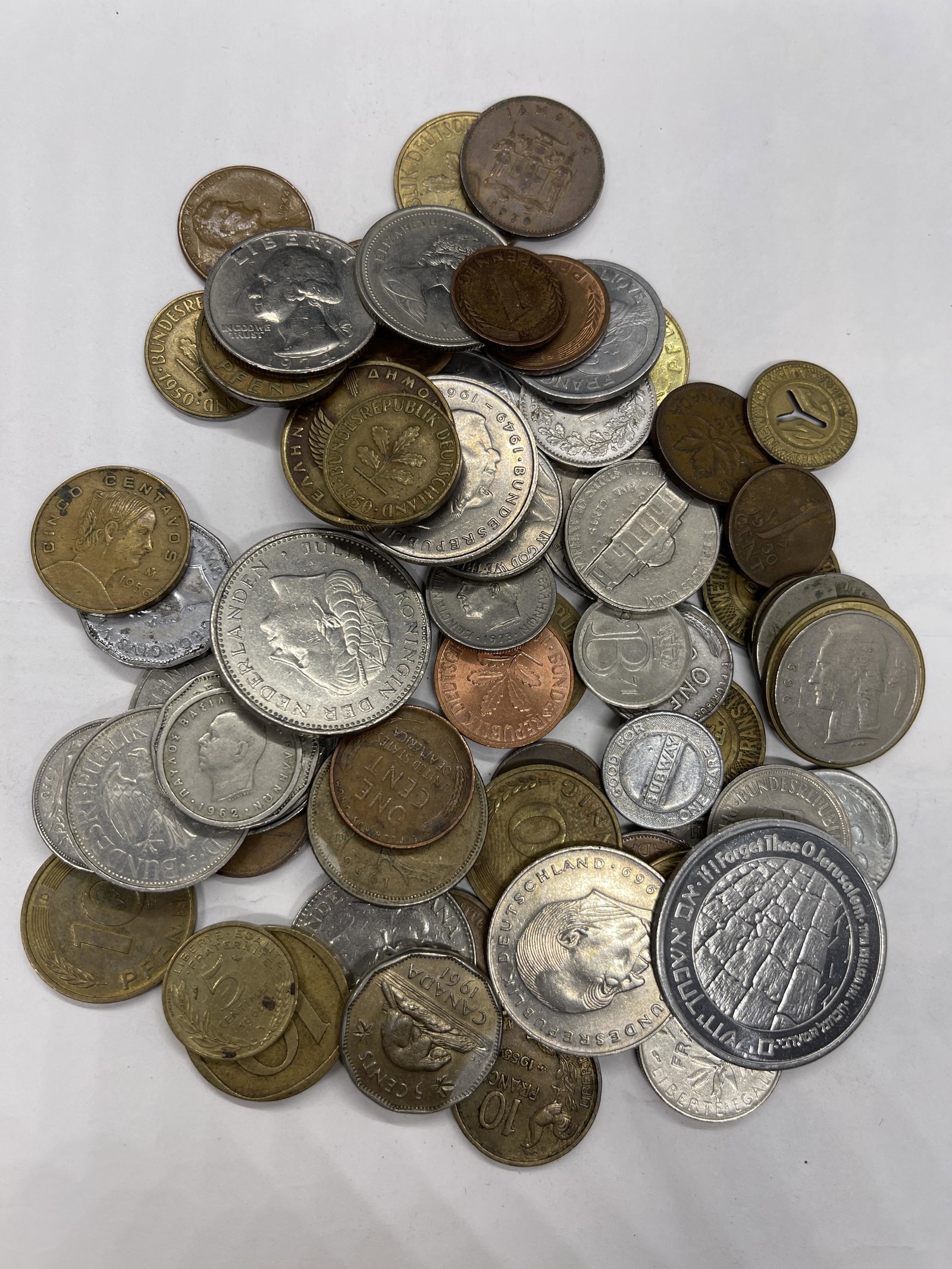 ANTIQUE COLLECTION LOT OF OLD FOREIGN COINS: ANTIQUE COLLECTION LOT OF OLD FOREIGN COINS. YOU ARE BIDDING ON THE ENTIRE LOT - ALL FOR ONE MONEY!