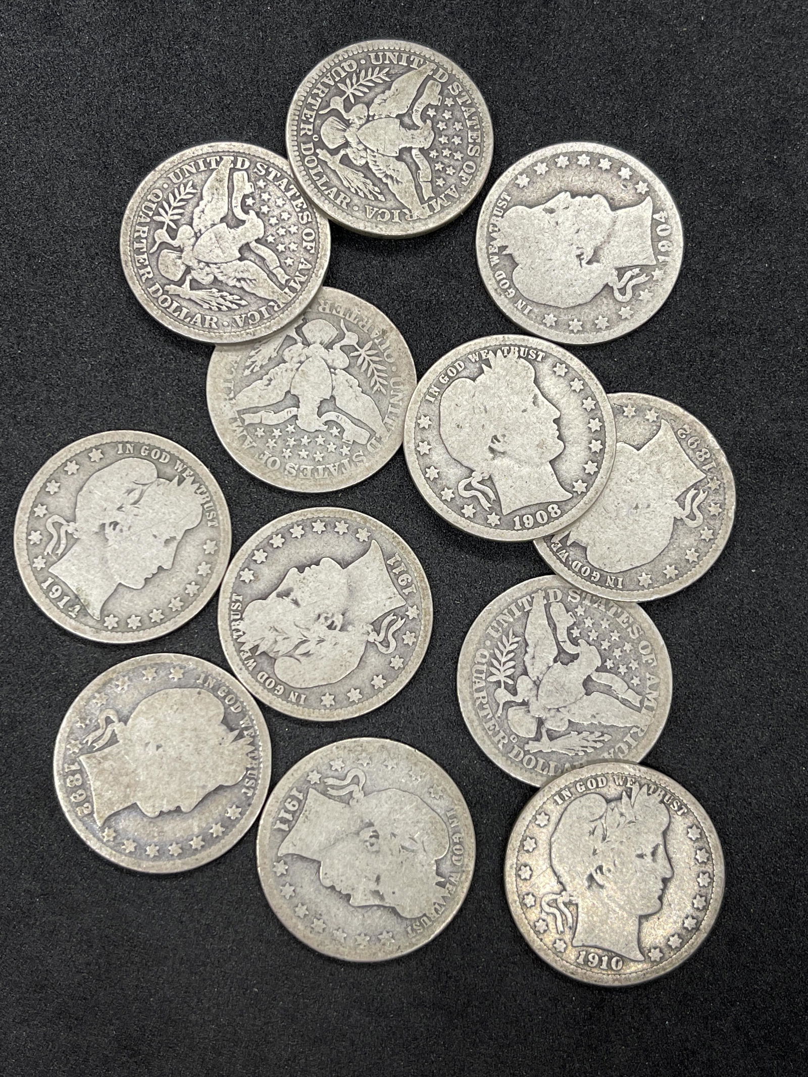 HIGH GRADE LOT OF (12) U.S. BARBER SILVER QUARTERS (1 of 1)