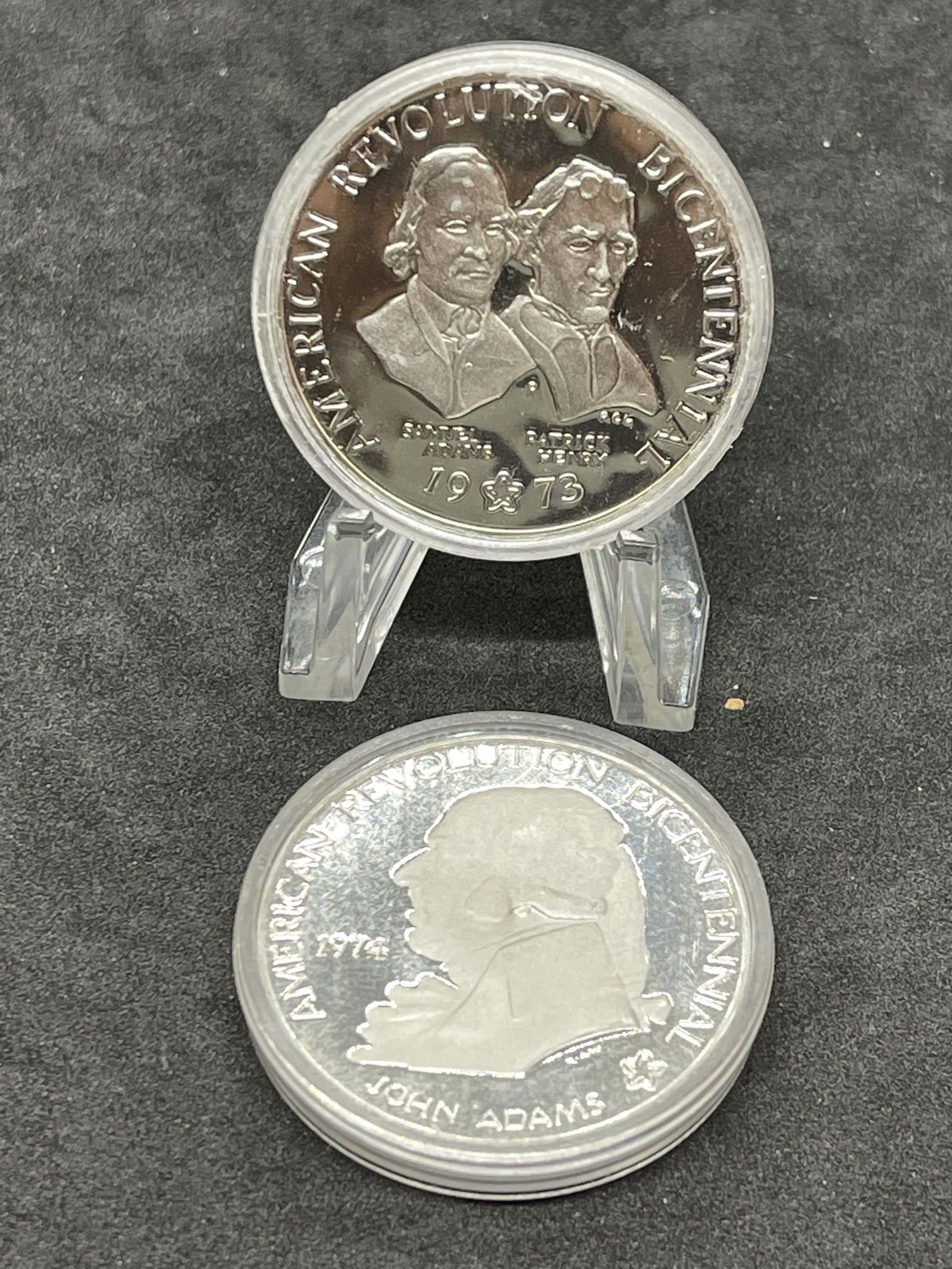 LOT OF (2) HIGH GRADE US BICENTINNIAL SILVER COINS (1 of 6)