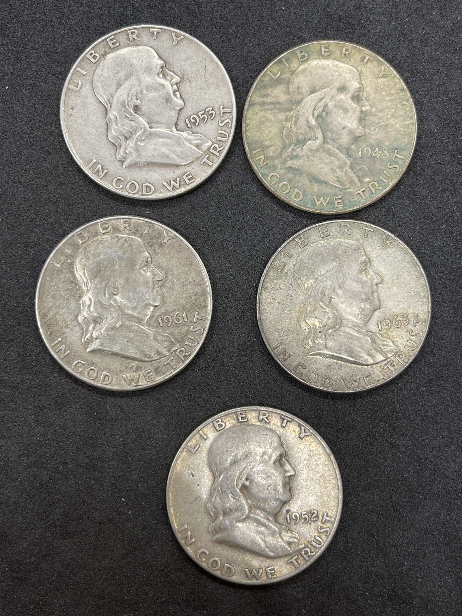 VARIOUS DATES LOT OF (5) US FRANKLING SILVER HALF (1 of 2)