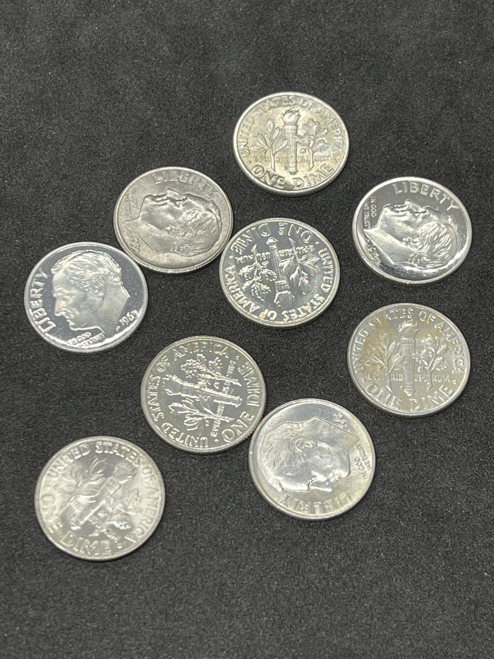 HIGH GRADE LOT OF (9) SILVER ROOSEVELT DIMES (1 of 1)